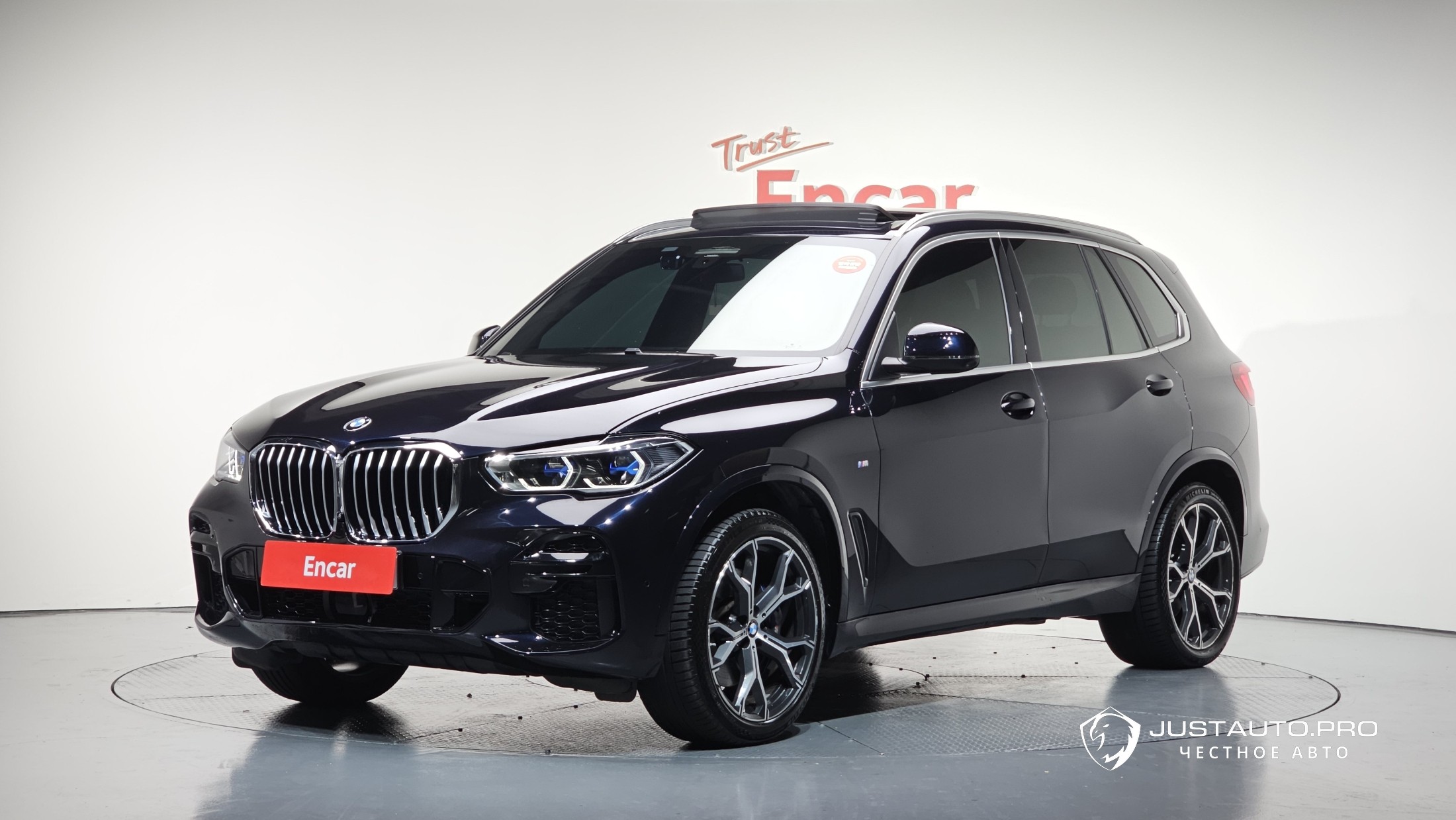 Автомобиль BMW X5