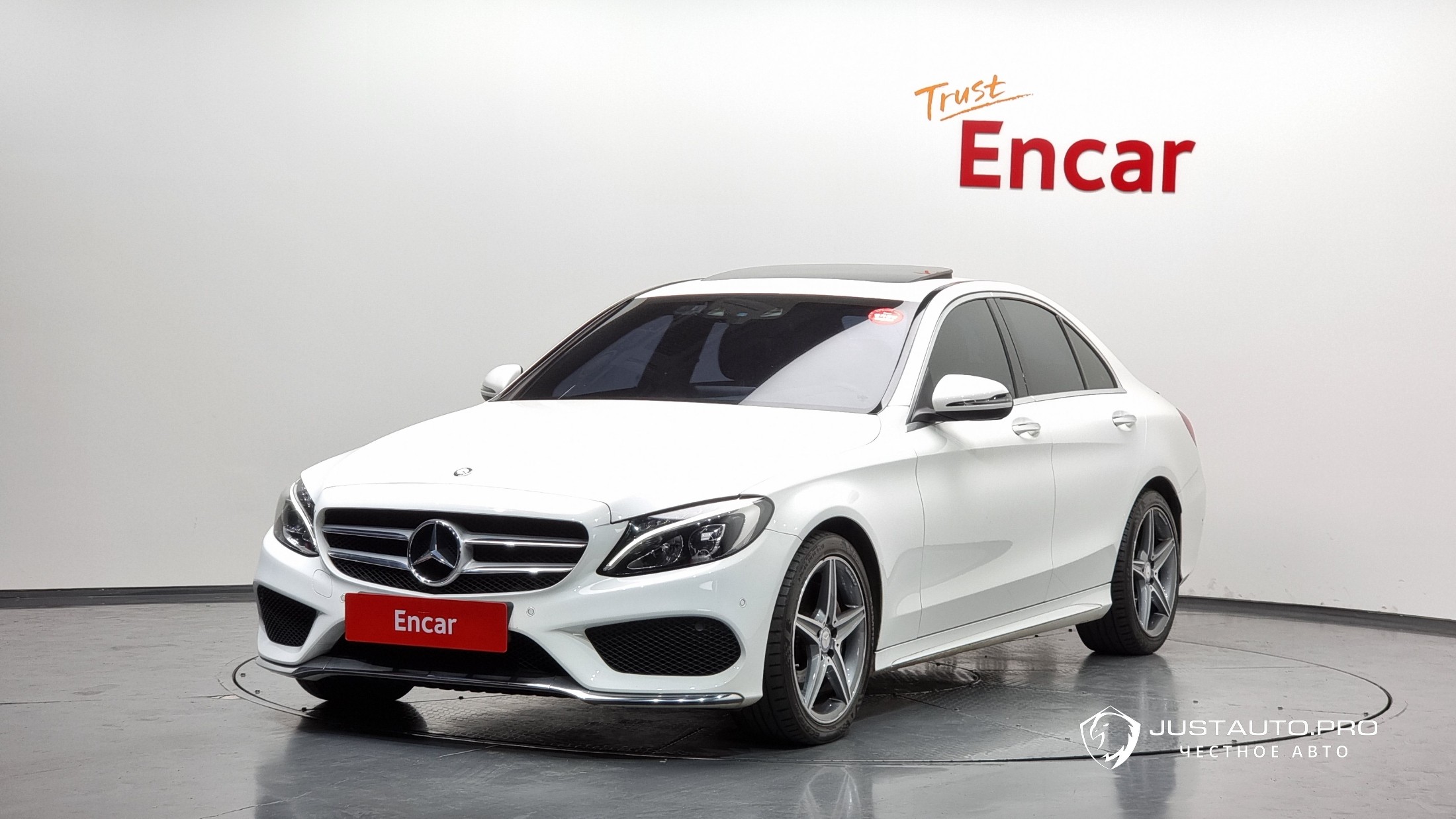 Автомобиль Mercedes-Benz C-Class