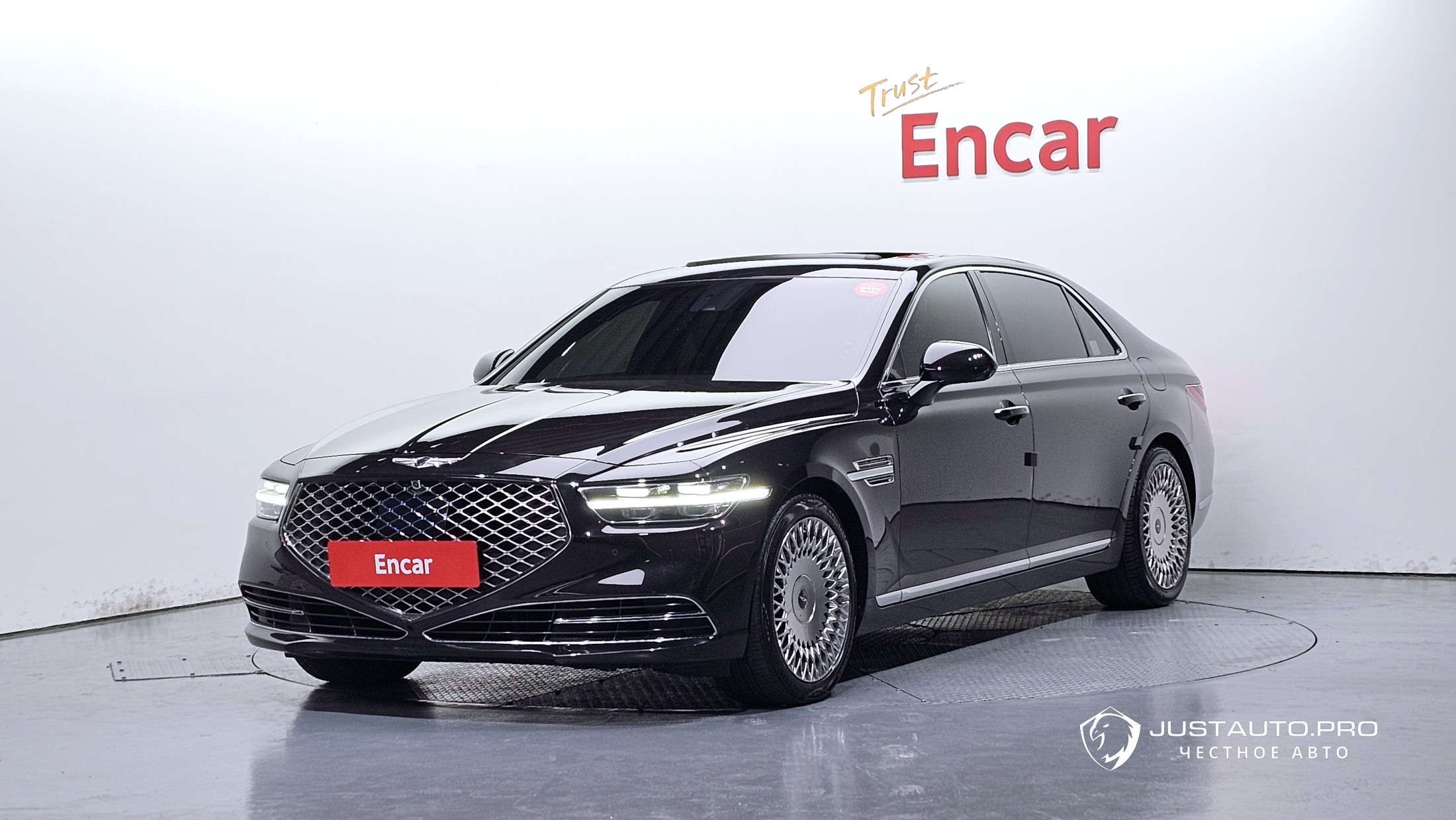 Автомобиль Genesis G90