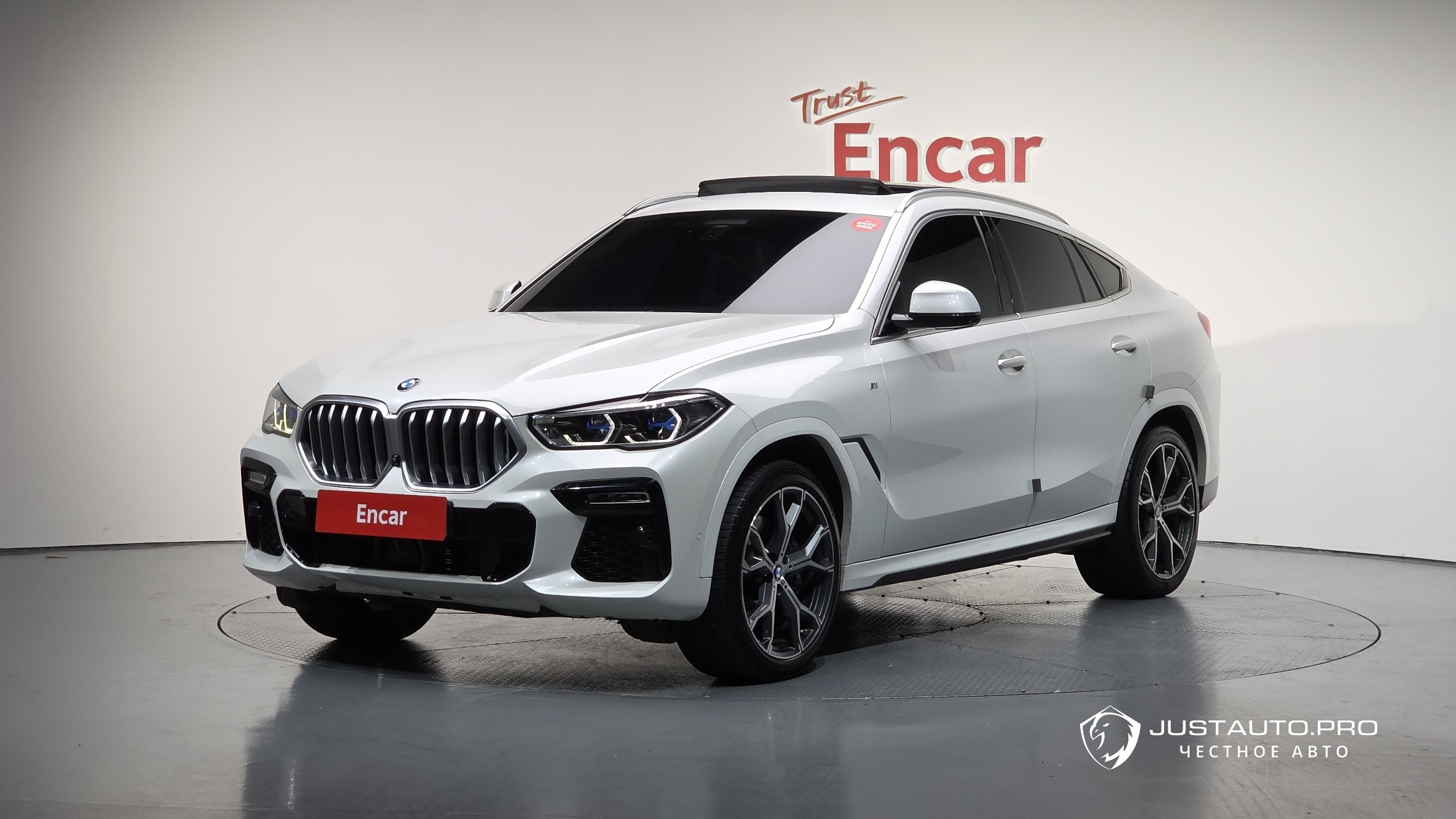 Автомобиль BMW X6