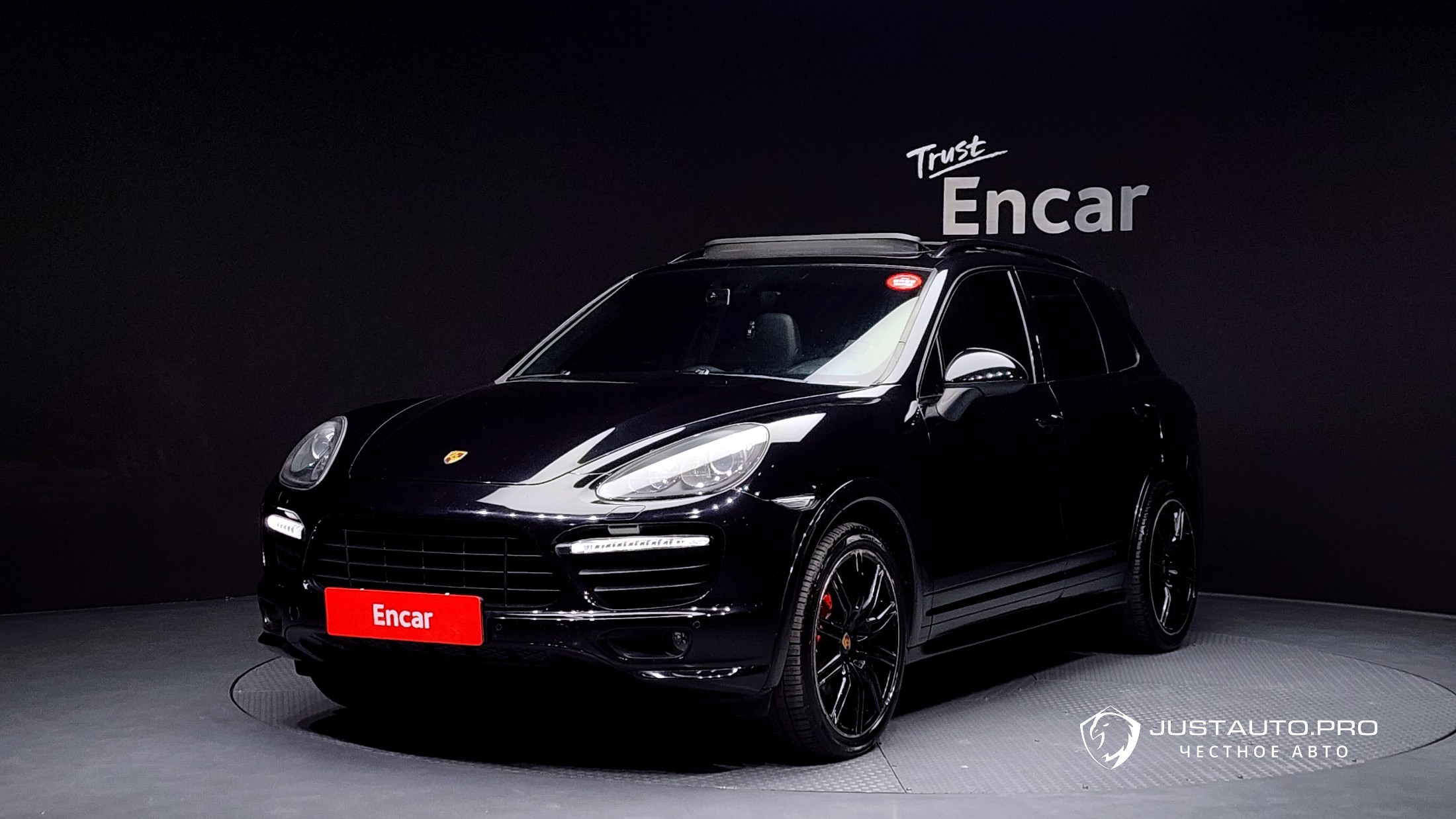 Автомобиль Porsche Cayenne