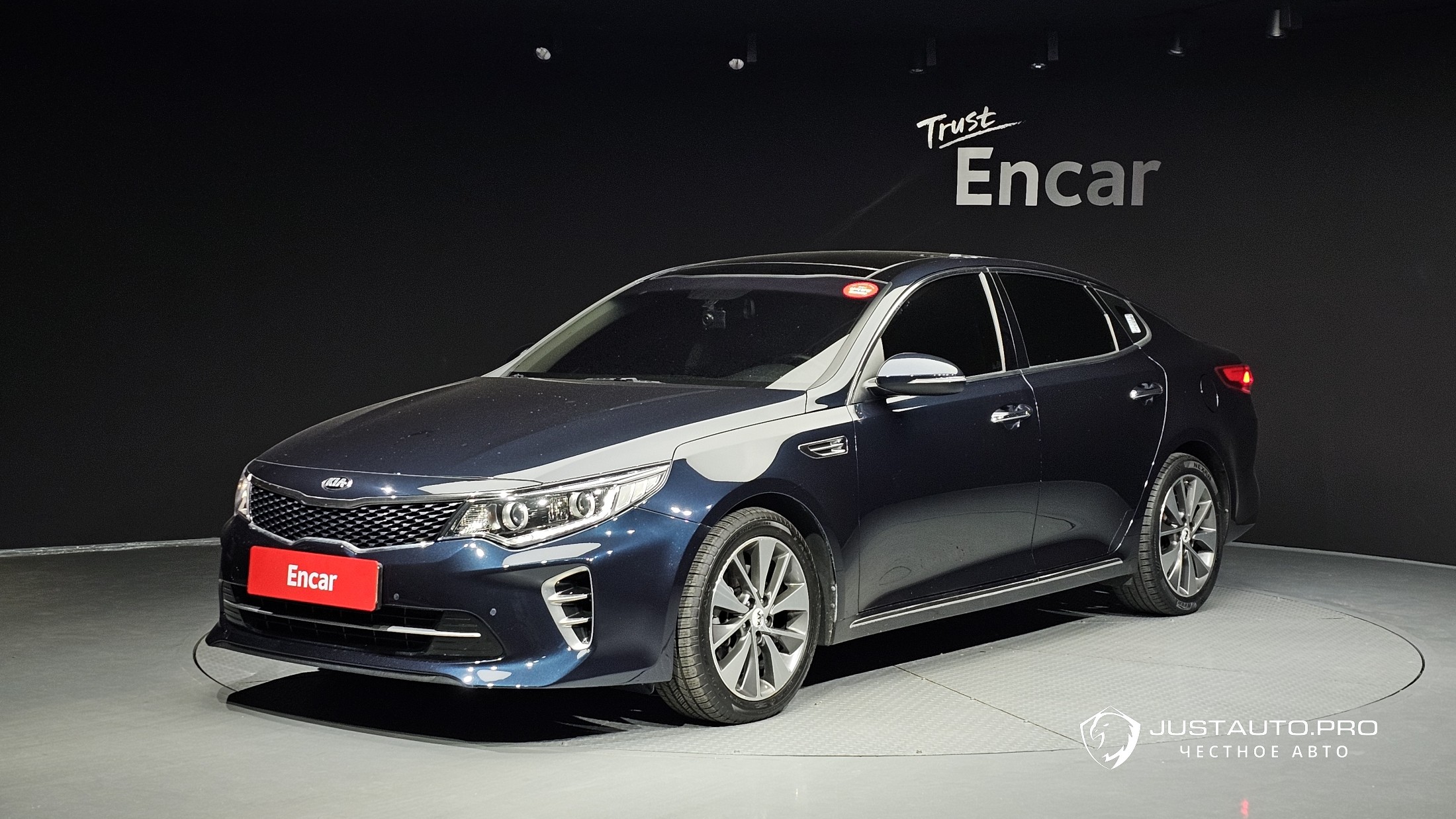 Автомобиль Kia K5