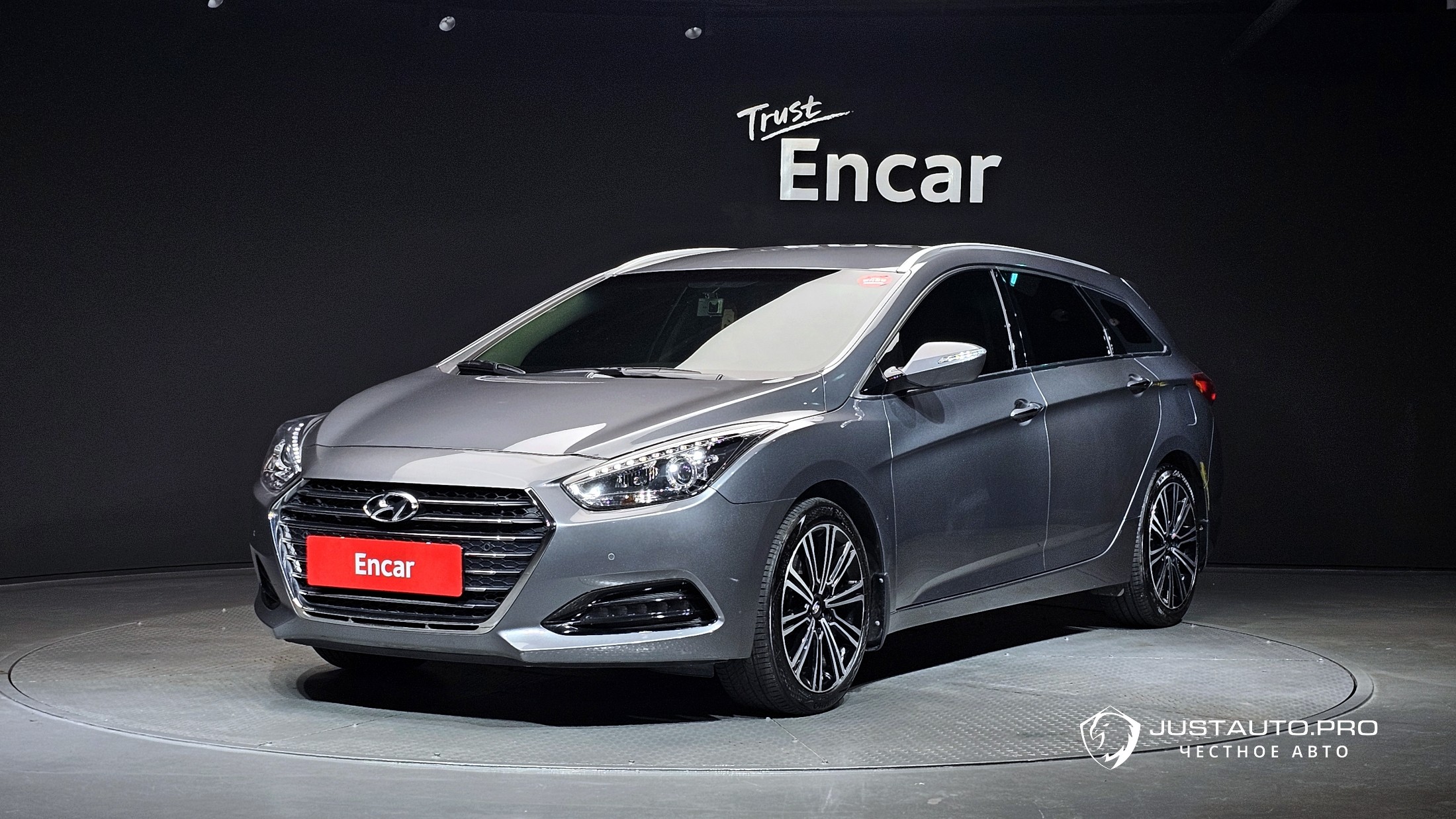 Автомобиль Hyundai i40