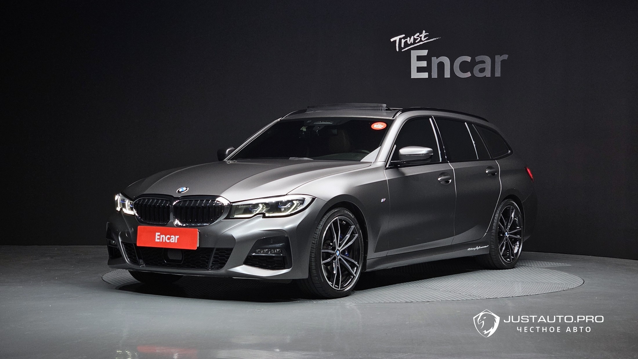 Автомобиль BMW 3-Series