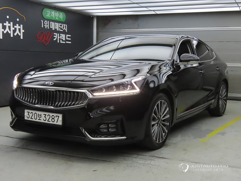 Автомобиль Kia K7