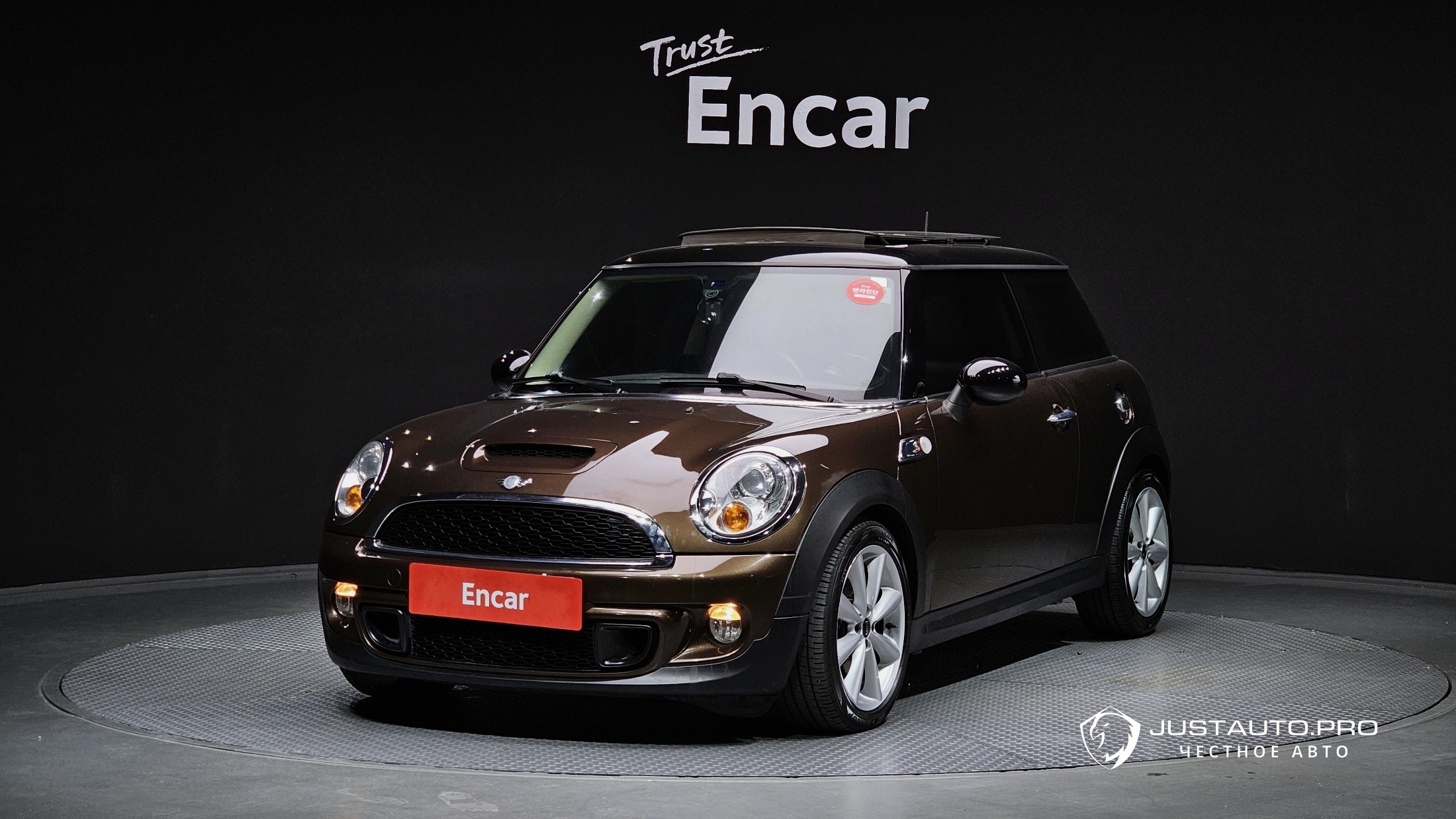 Автомобиль Mini Cooper