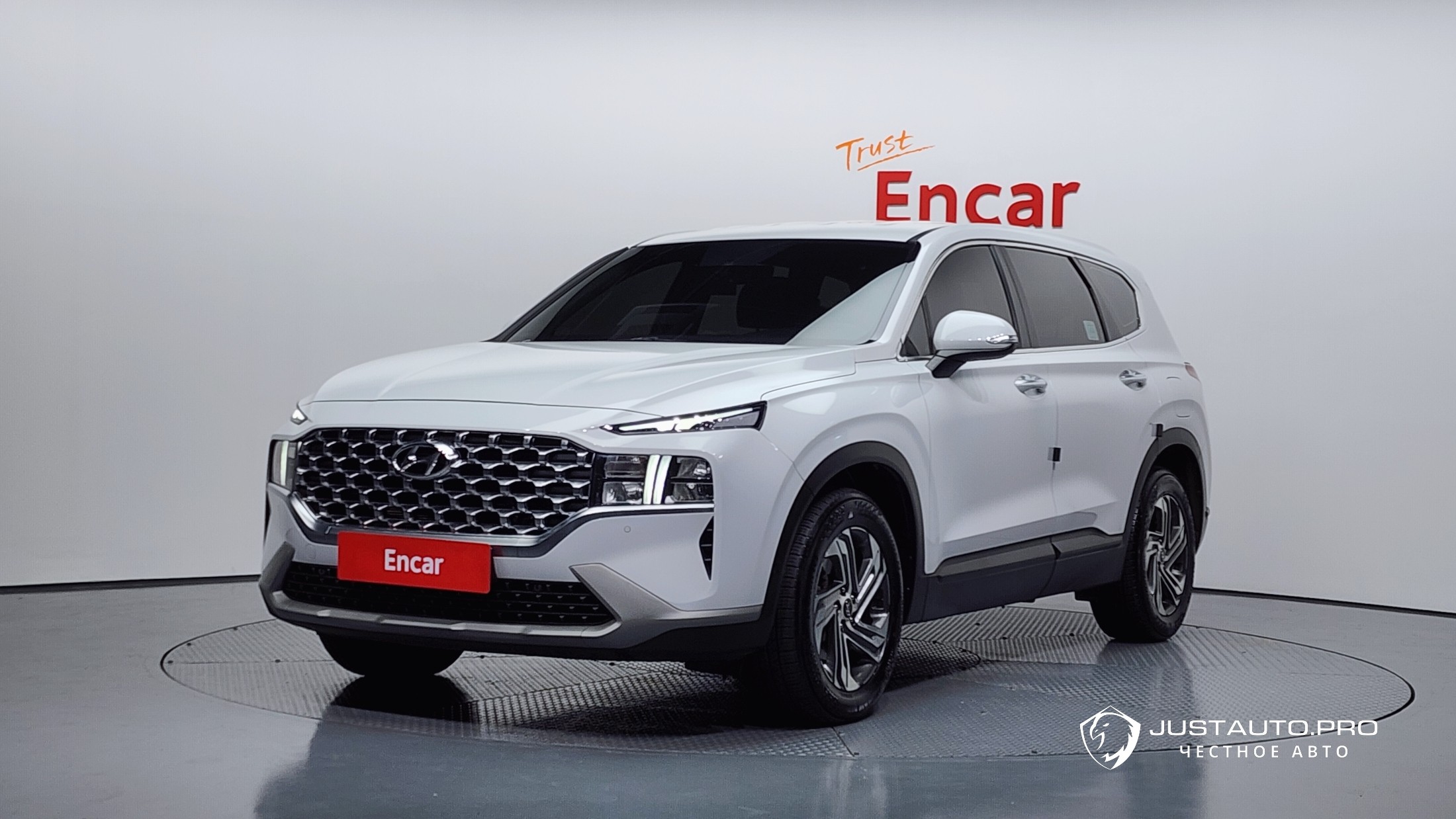 Автомобиль Hyundai Santafe