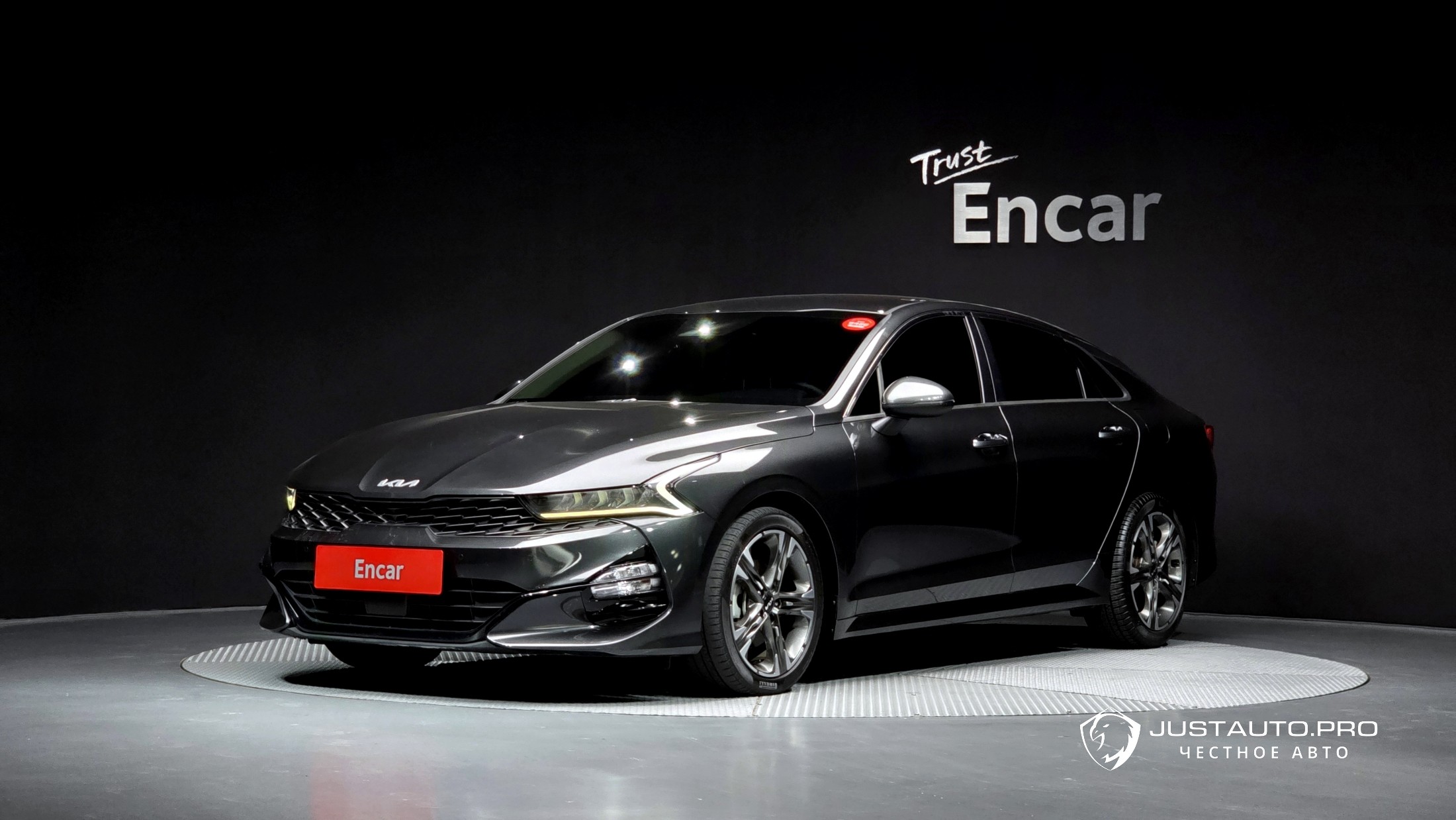 Автомобиль Kia K5
