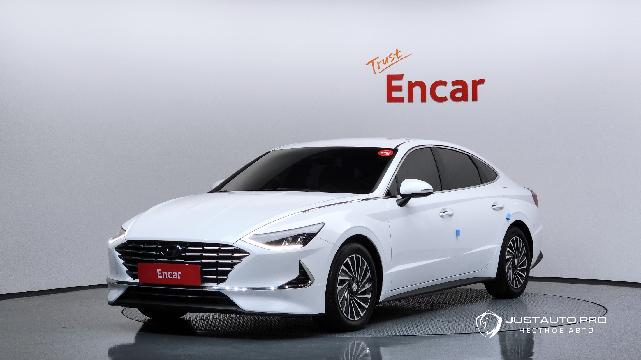 Автомобиль Hyundai Sonata