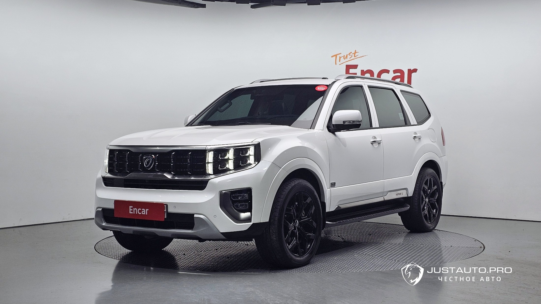 Автомобиль Kia Mohave