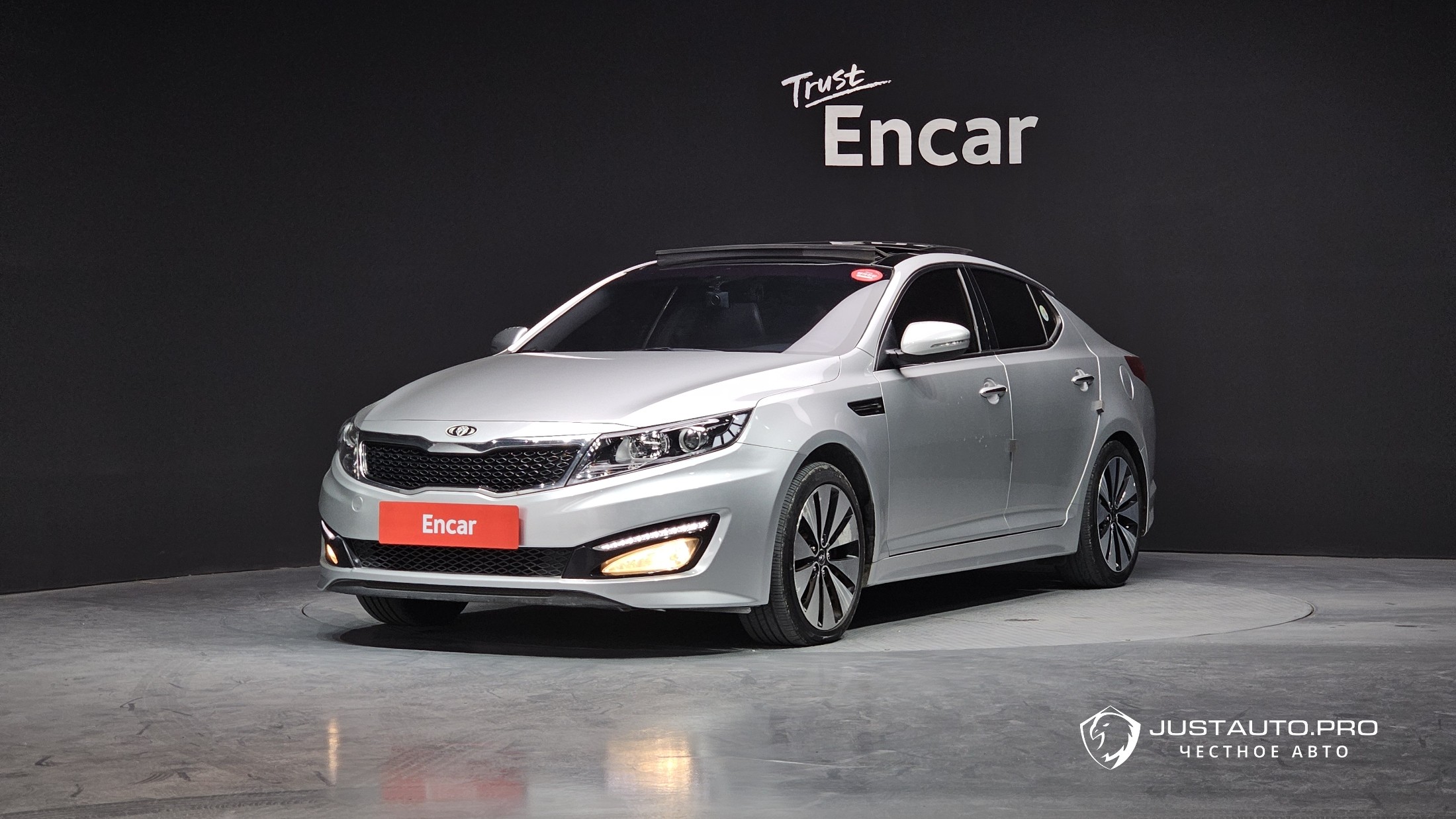 Автомобиль Kia K5