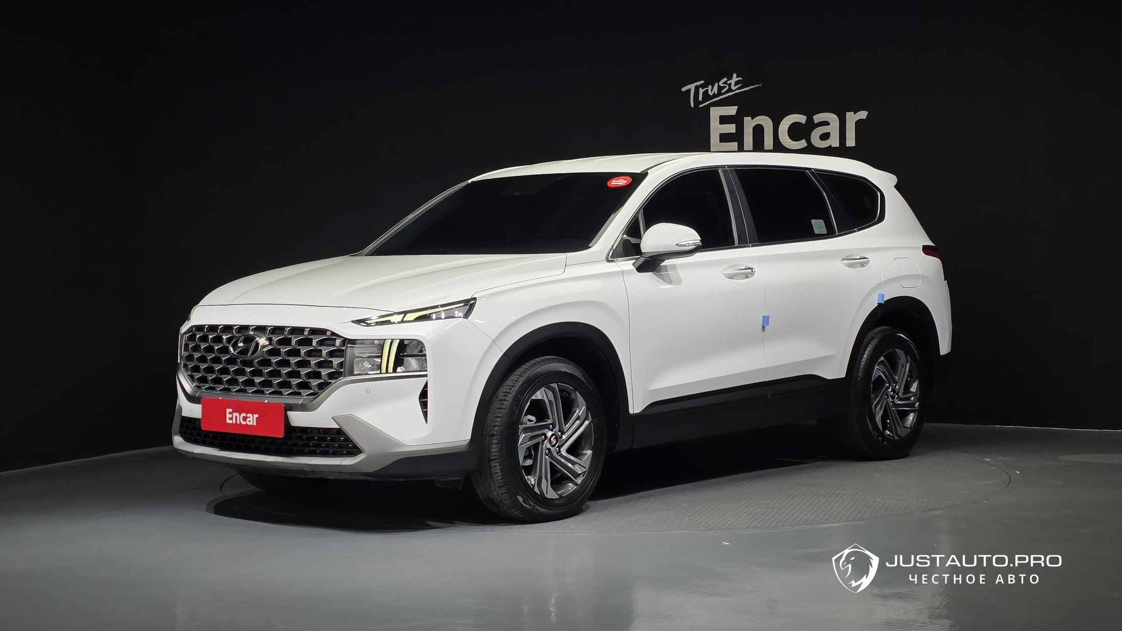 Автомобиль Hyundai Santafe