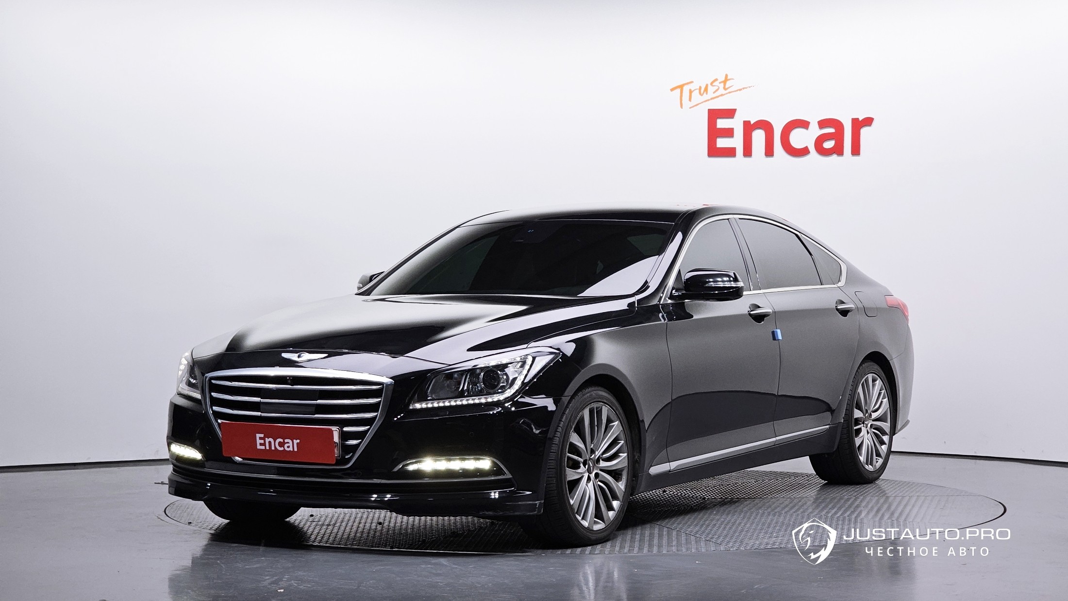 Автомобиль Hyundai Genesis