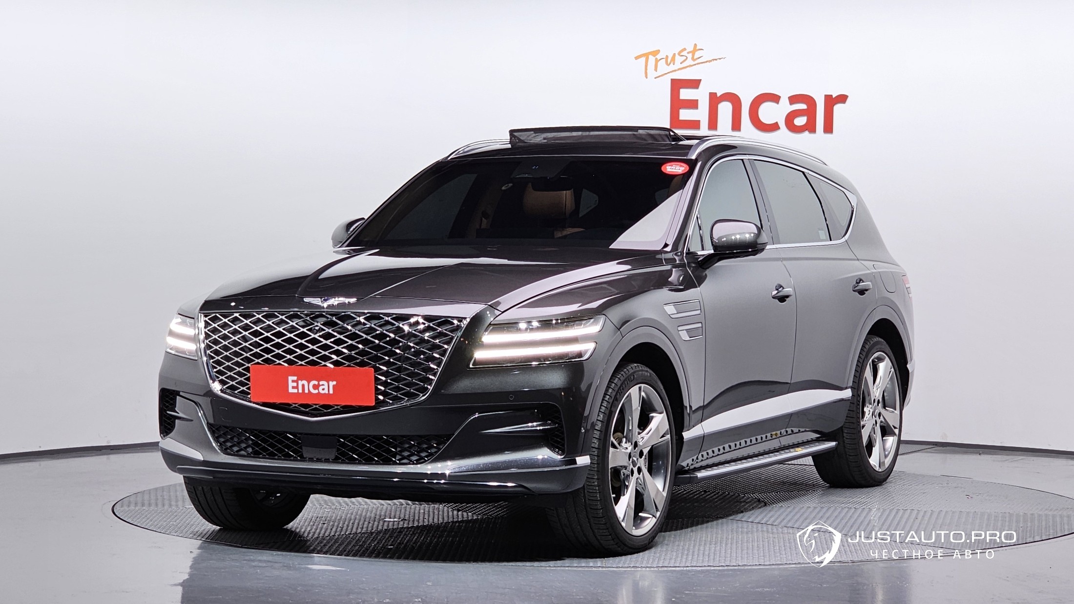 Автомобиль Genesis GV80