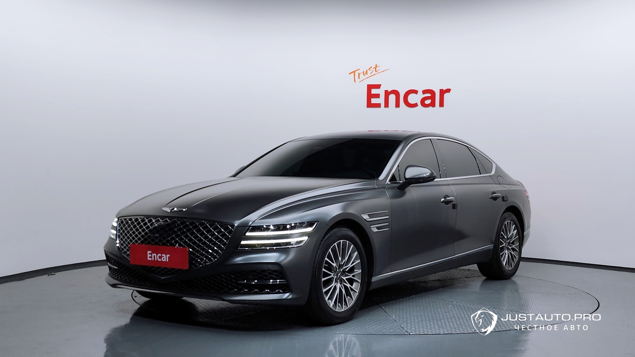 Автомобиль Genesis G80