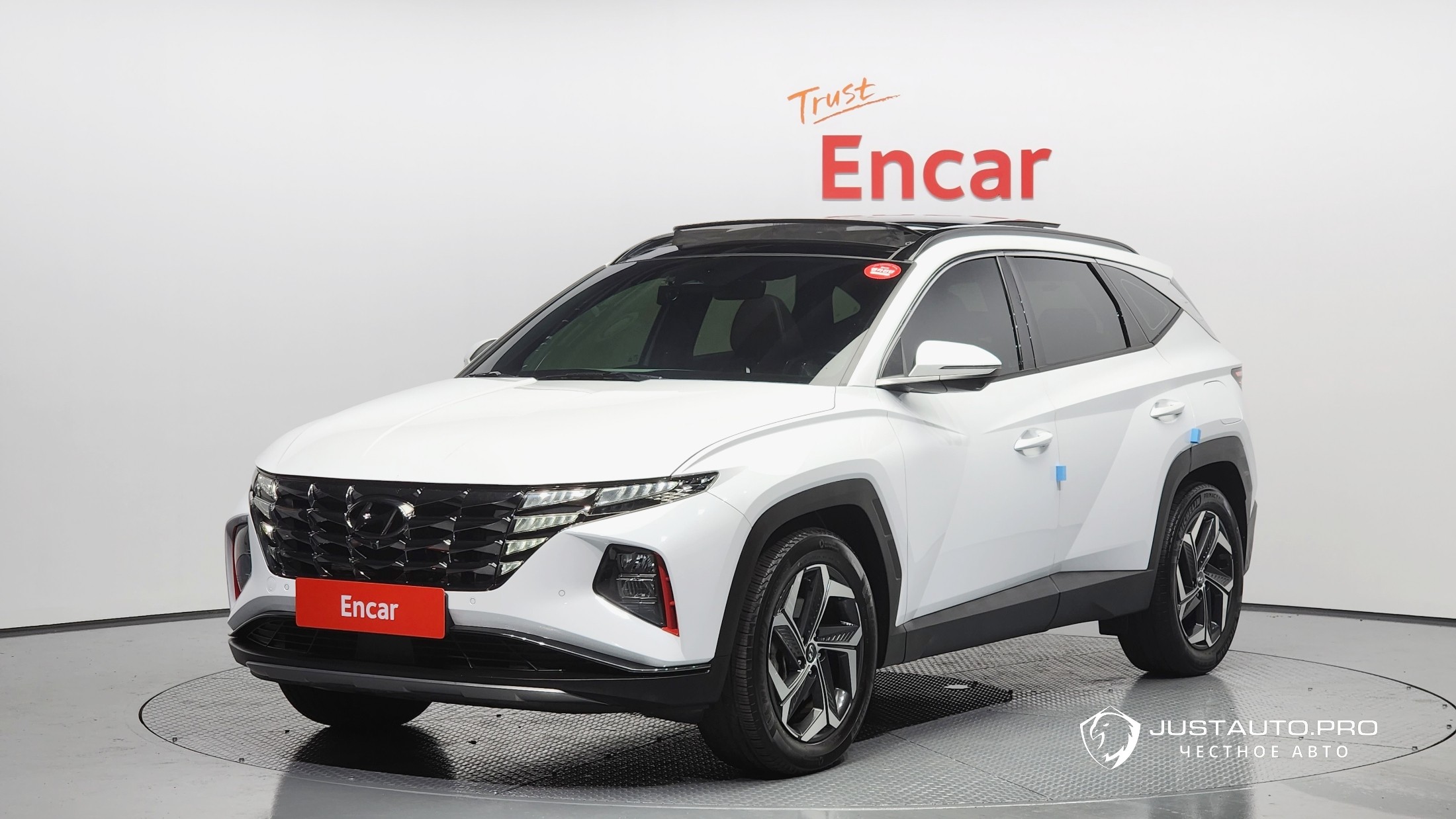 Автомобиль Hyundai Tucson