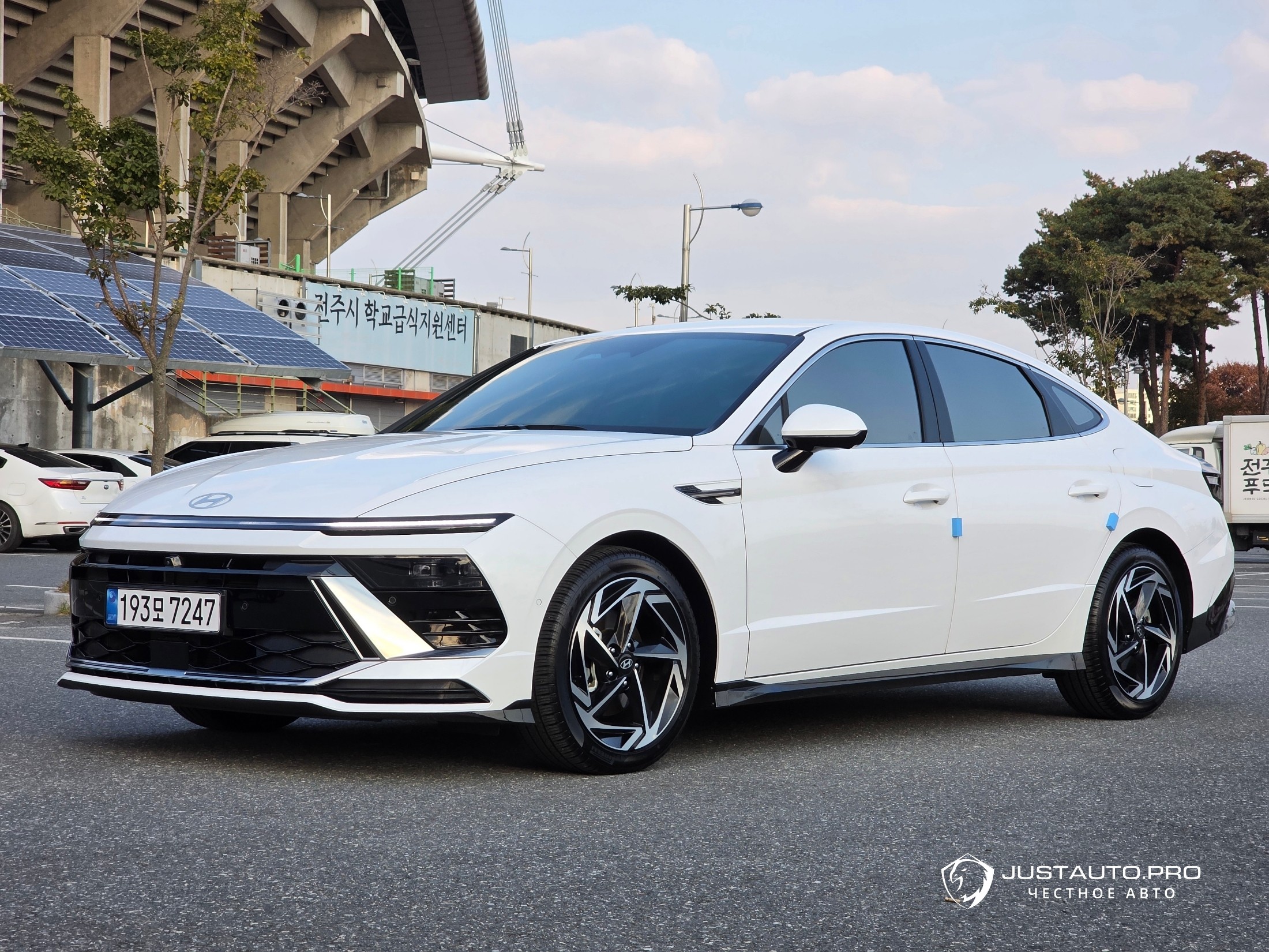 Автомобиль Hyundai Sonata