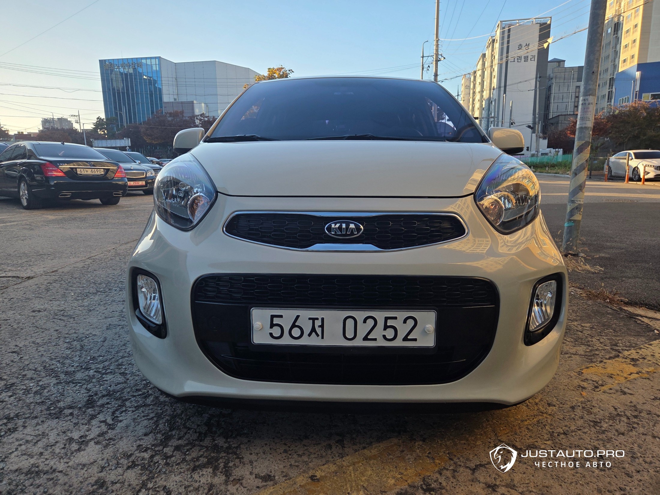 Автомобиль Kia morning