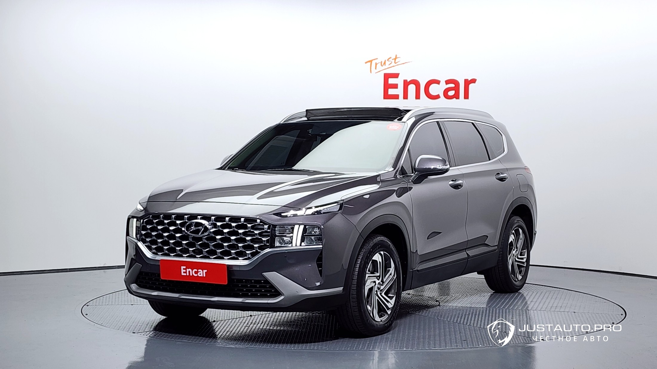 Автомобиль Hyundai Santafe