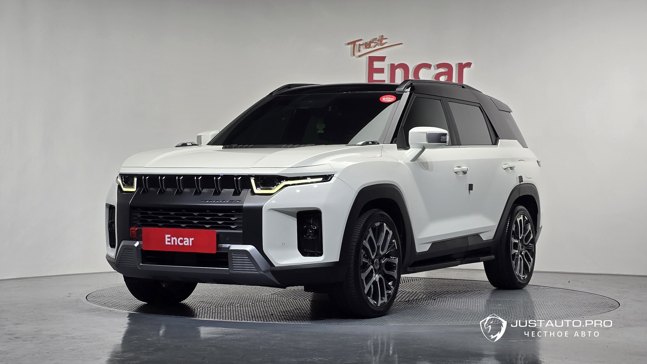 Автомобиль KG_Mobility_Ssangyong Torres