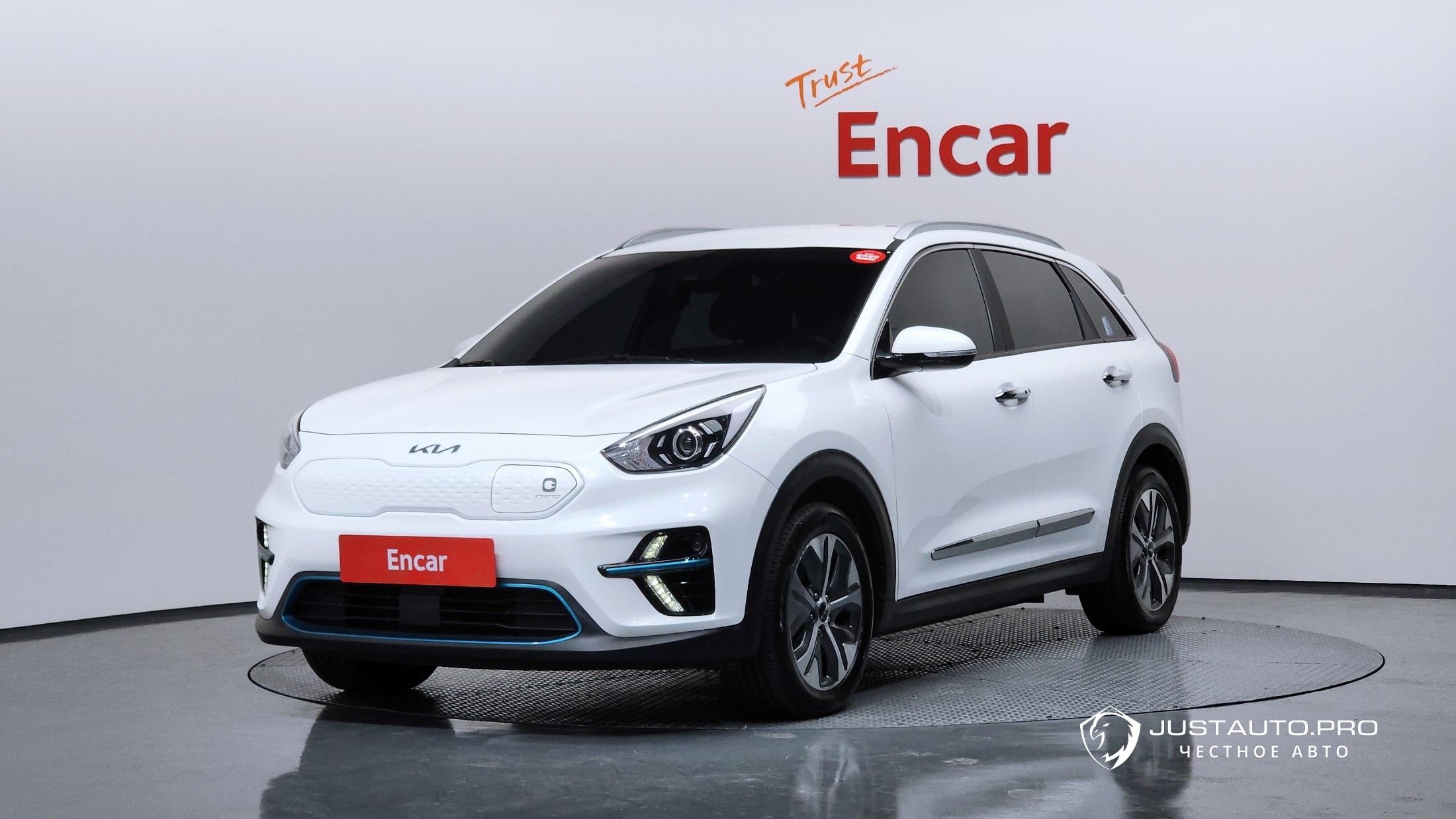 Автомобиль Kia Niro