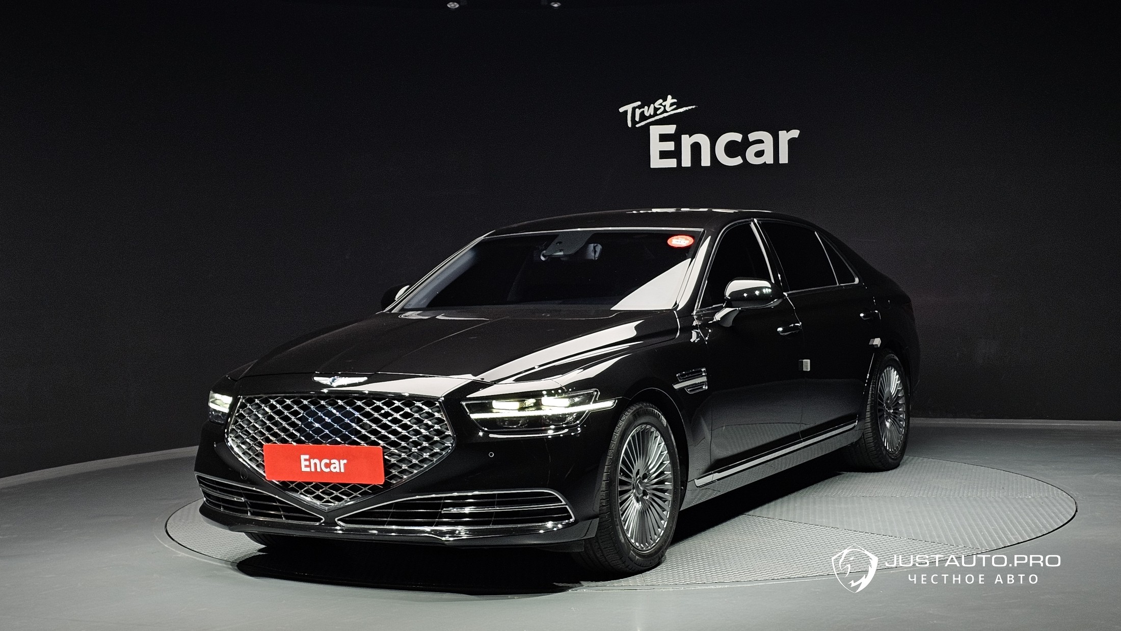 Автомобиль Genesis G90