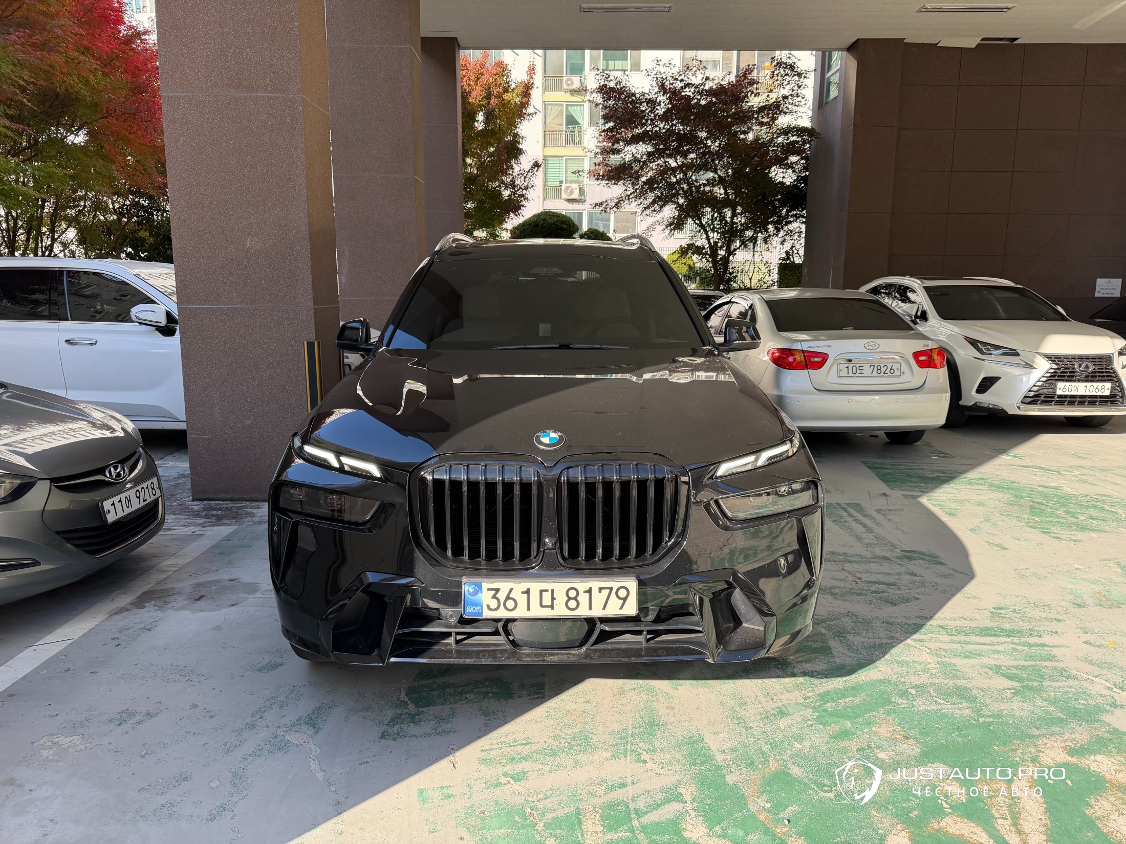 Автомобиль BMW X7