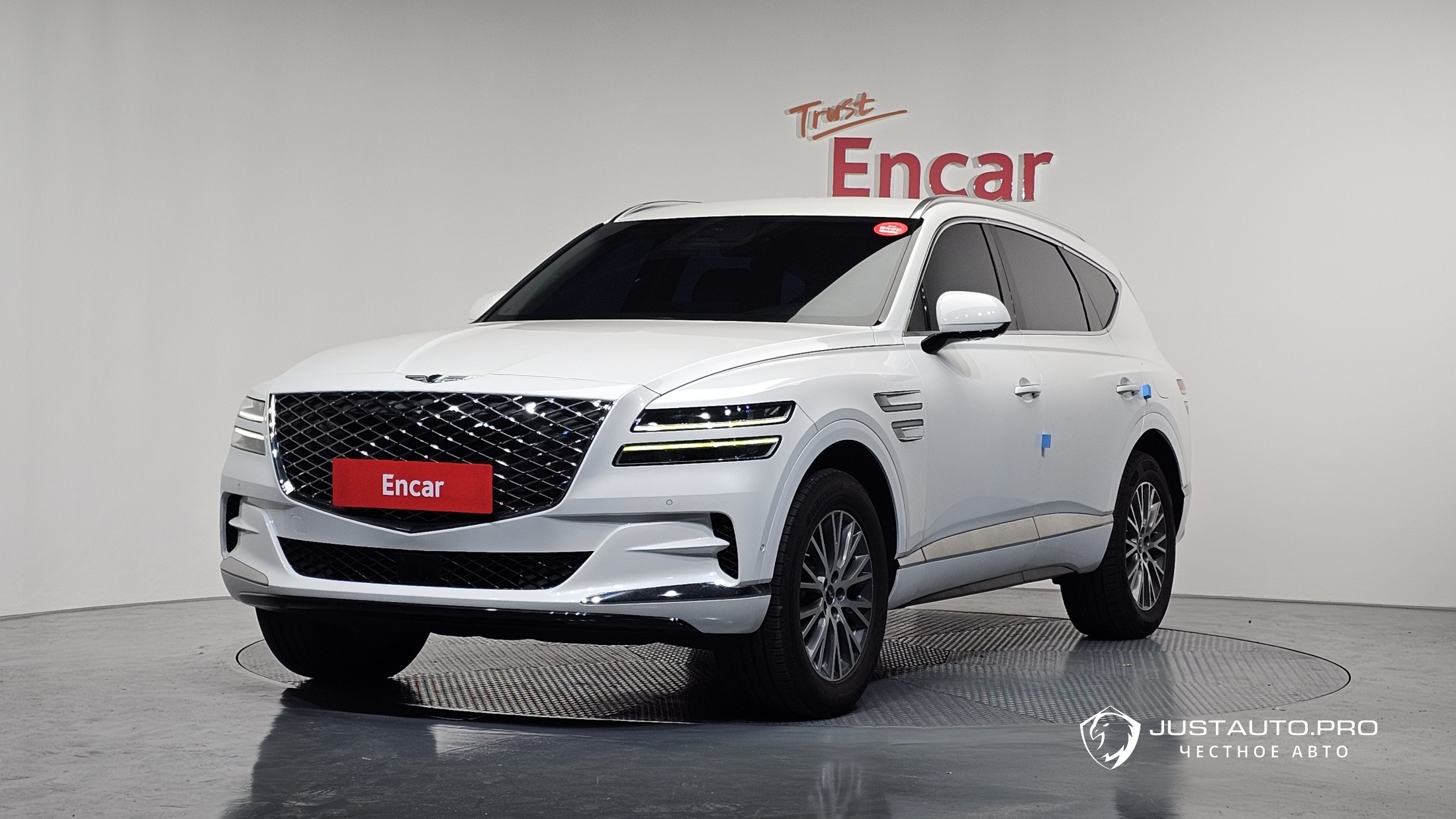 Автомобиль Genesis GV80