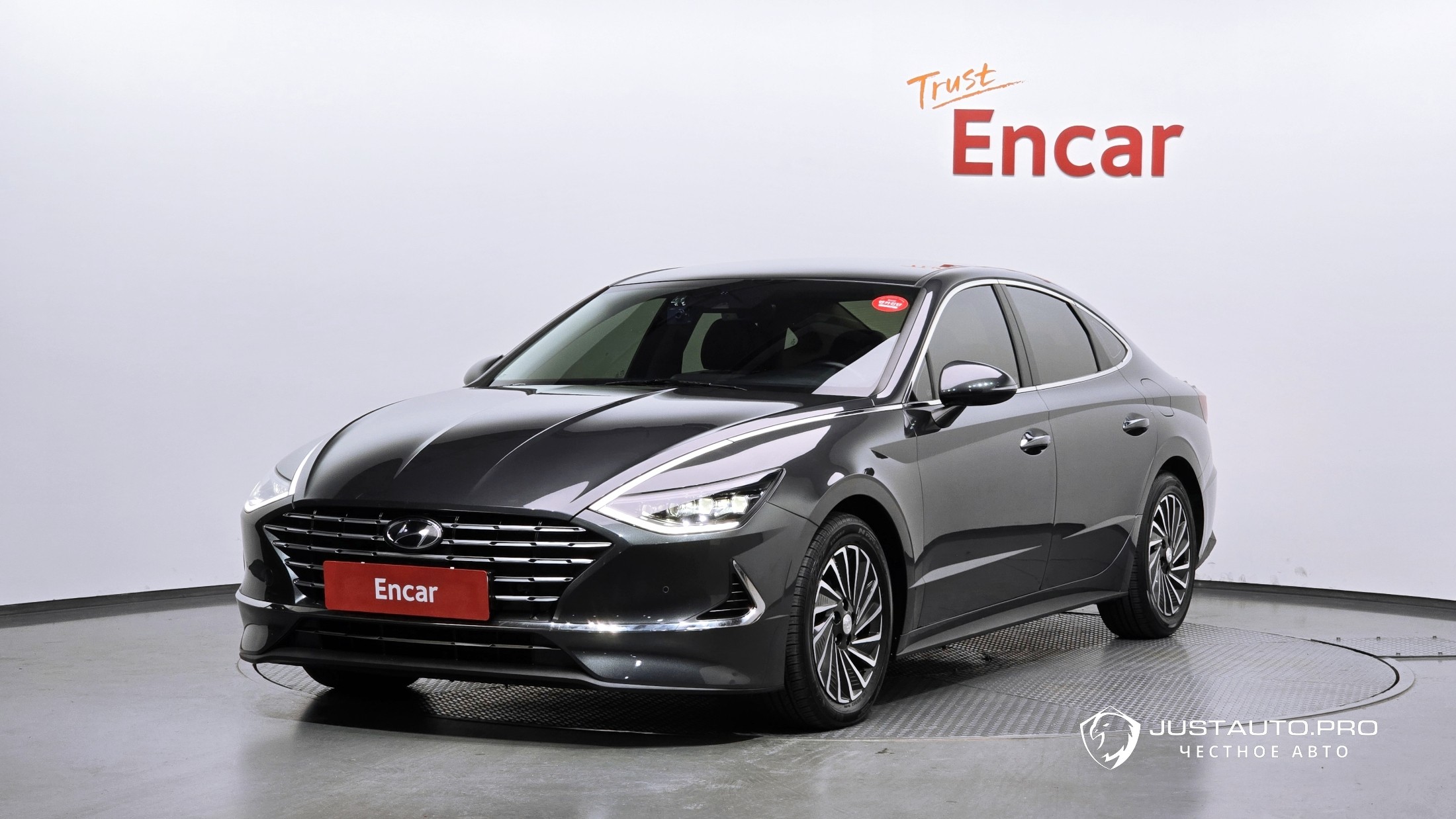 Автомобиль Hyundai Sonata