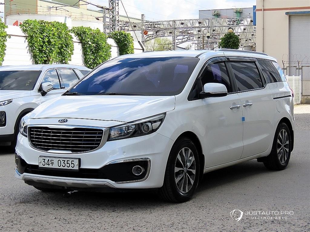 Автомобиль Kia Canival