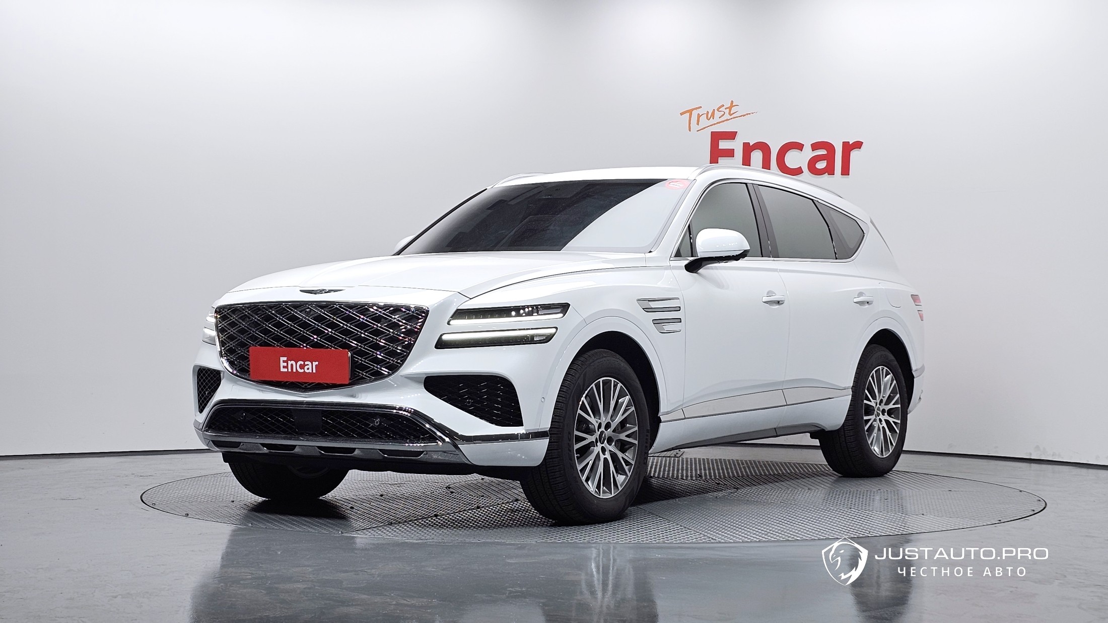 Автомобиль Genesis GV80