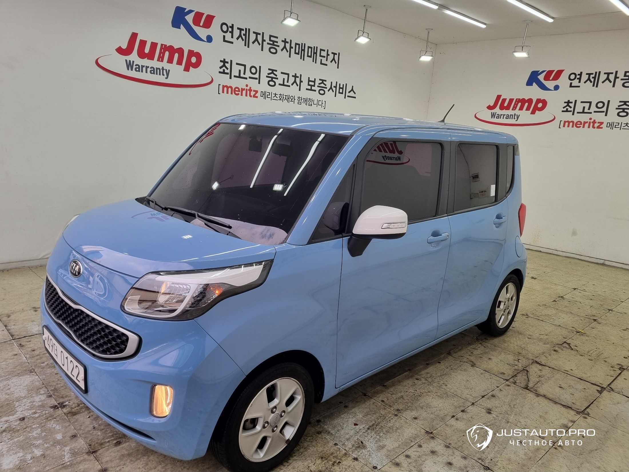 Автомобиль Kia RAY