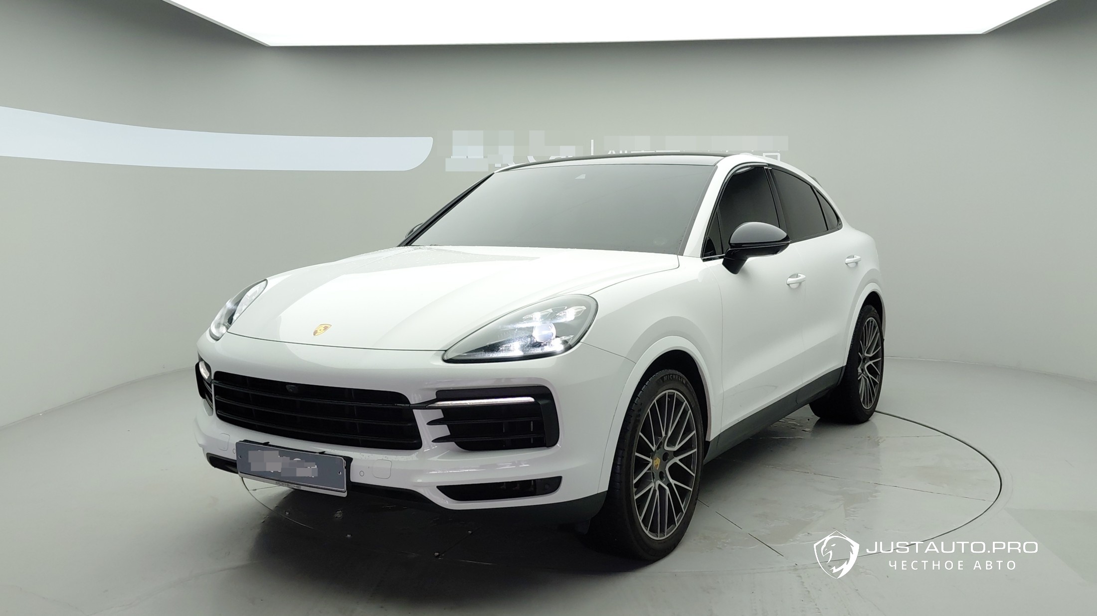 Автомобиль Porsche Cayenne