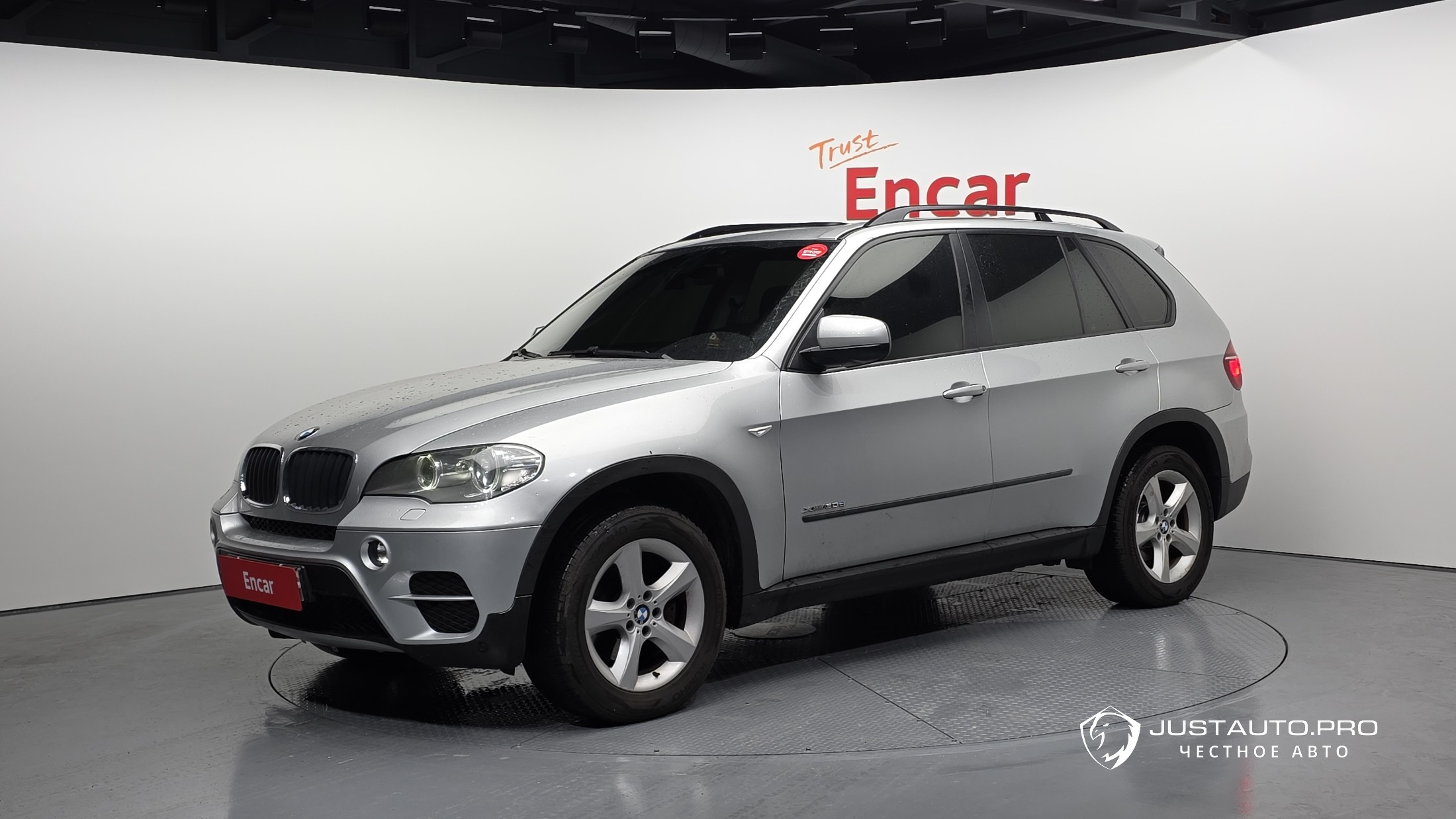 Автомобиль BMW X5