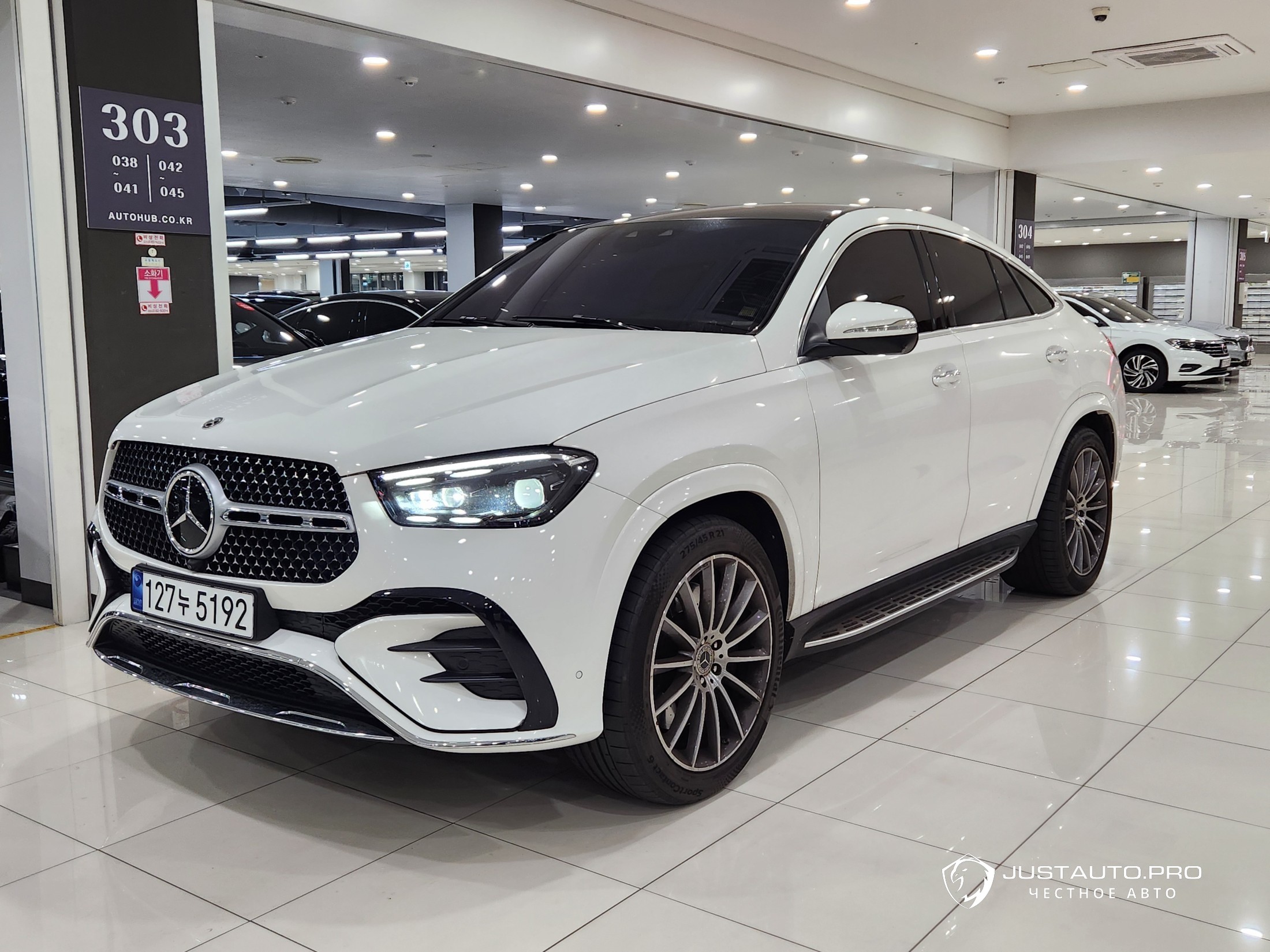 Автомобиль Mercedes-Benz GLE-Class