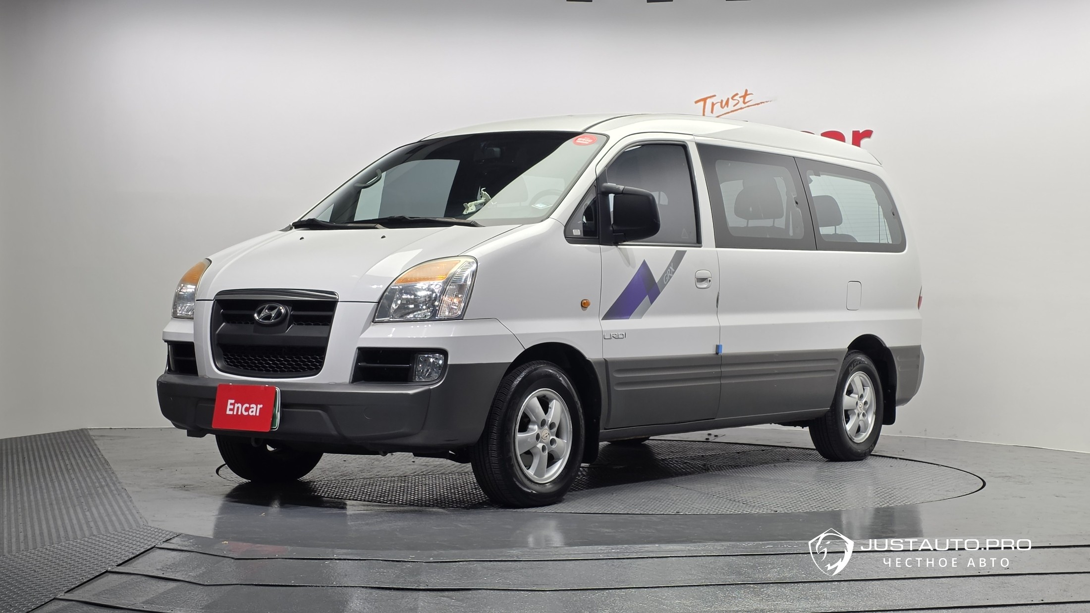 Автомобиль Hyundai Starex