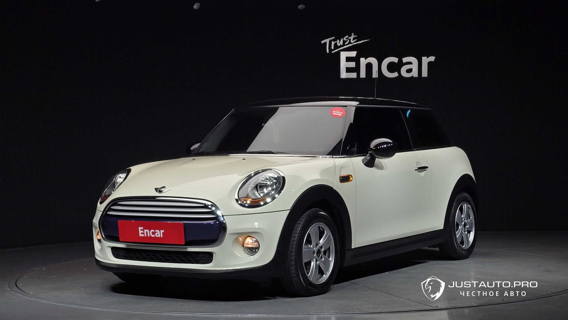 Автомобиль Mini Cooper