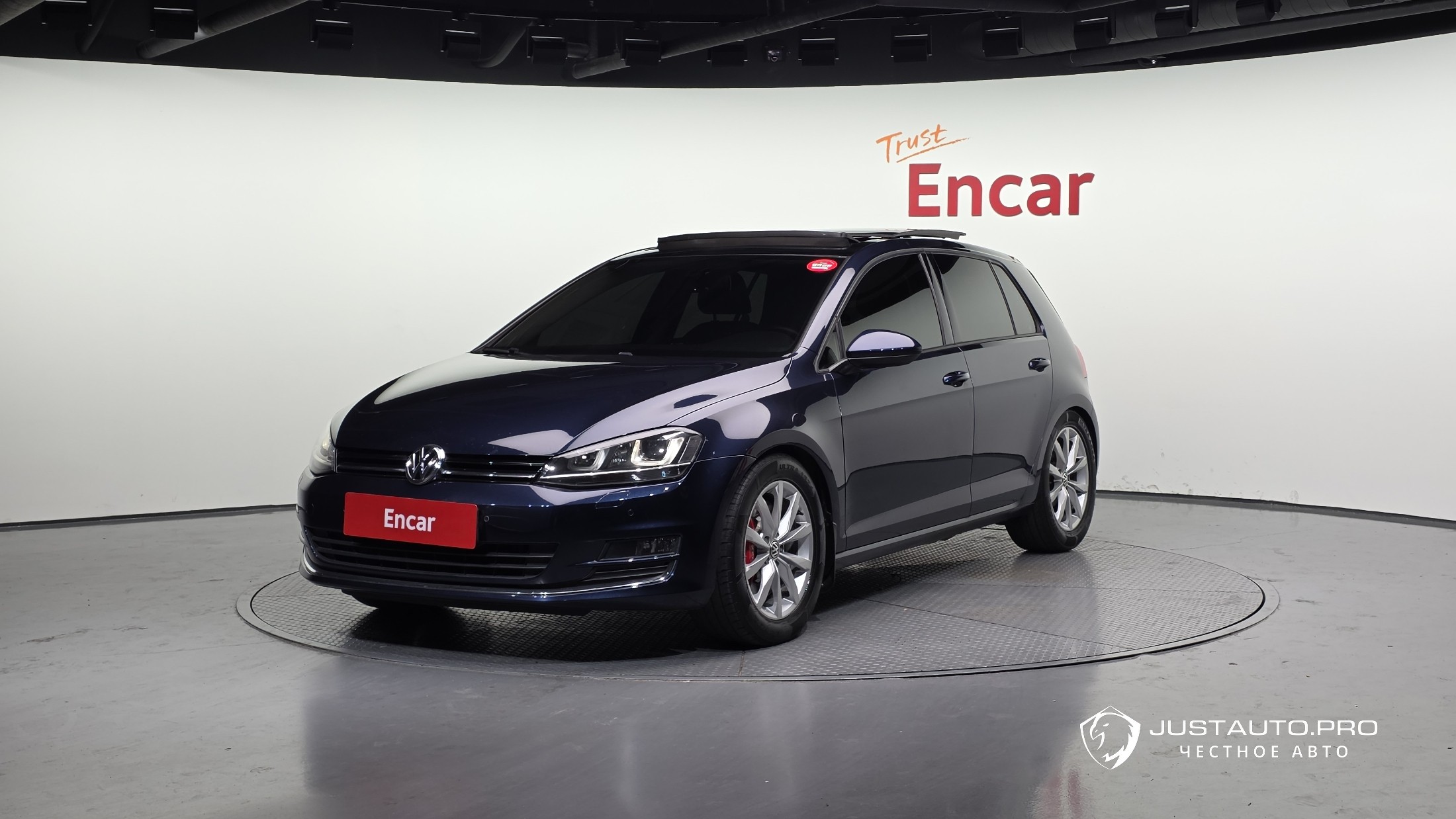 Автомобиль Volkswagen Golf