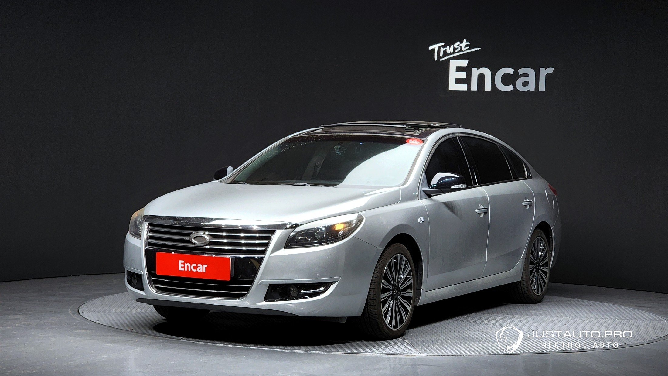 Автомобиль Renault-KoreaSamsung SM7