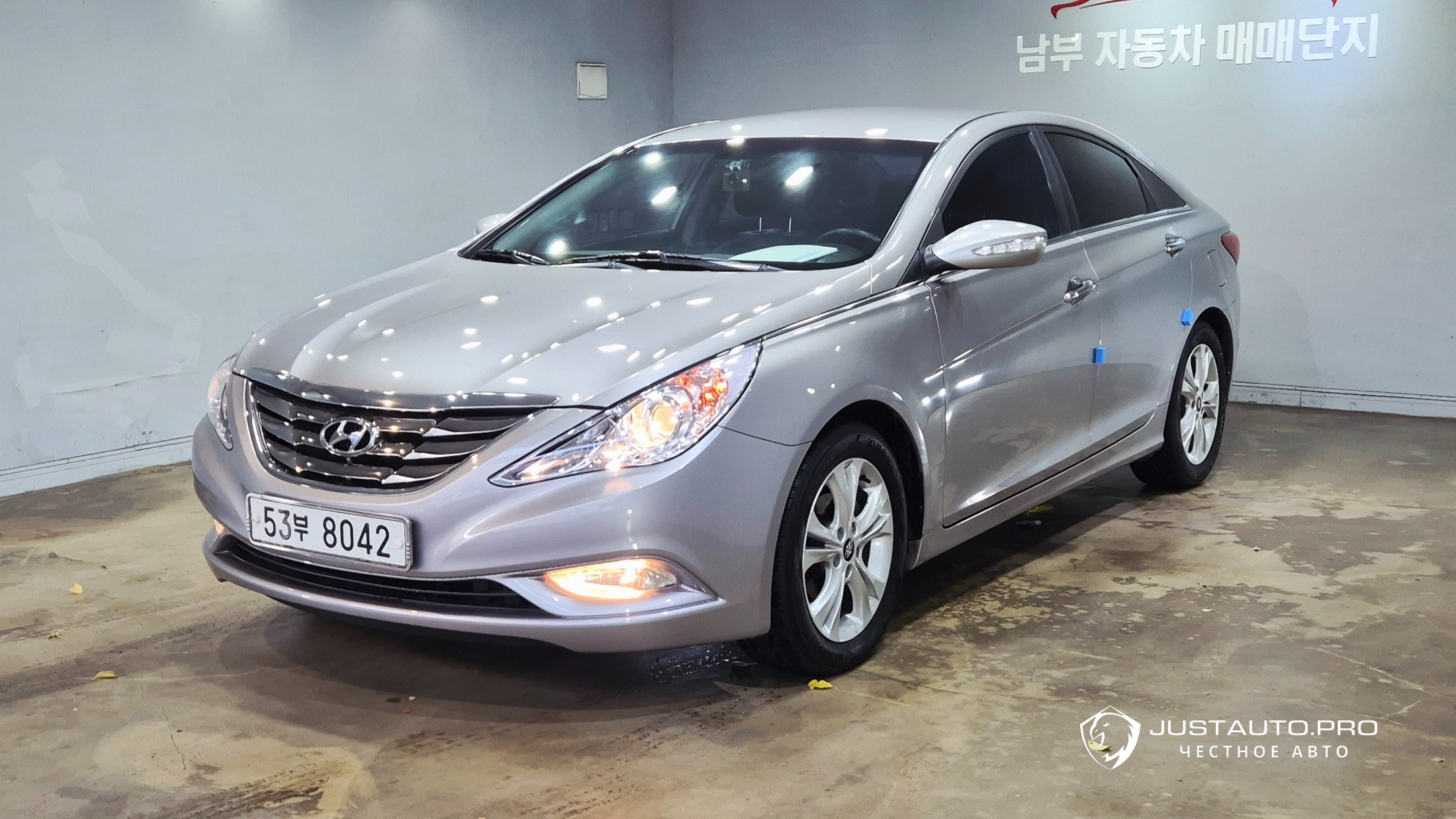 Автомобиль Hyundai Sonata