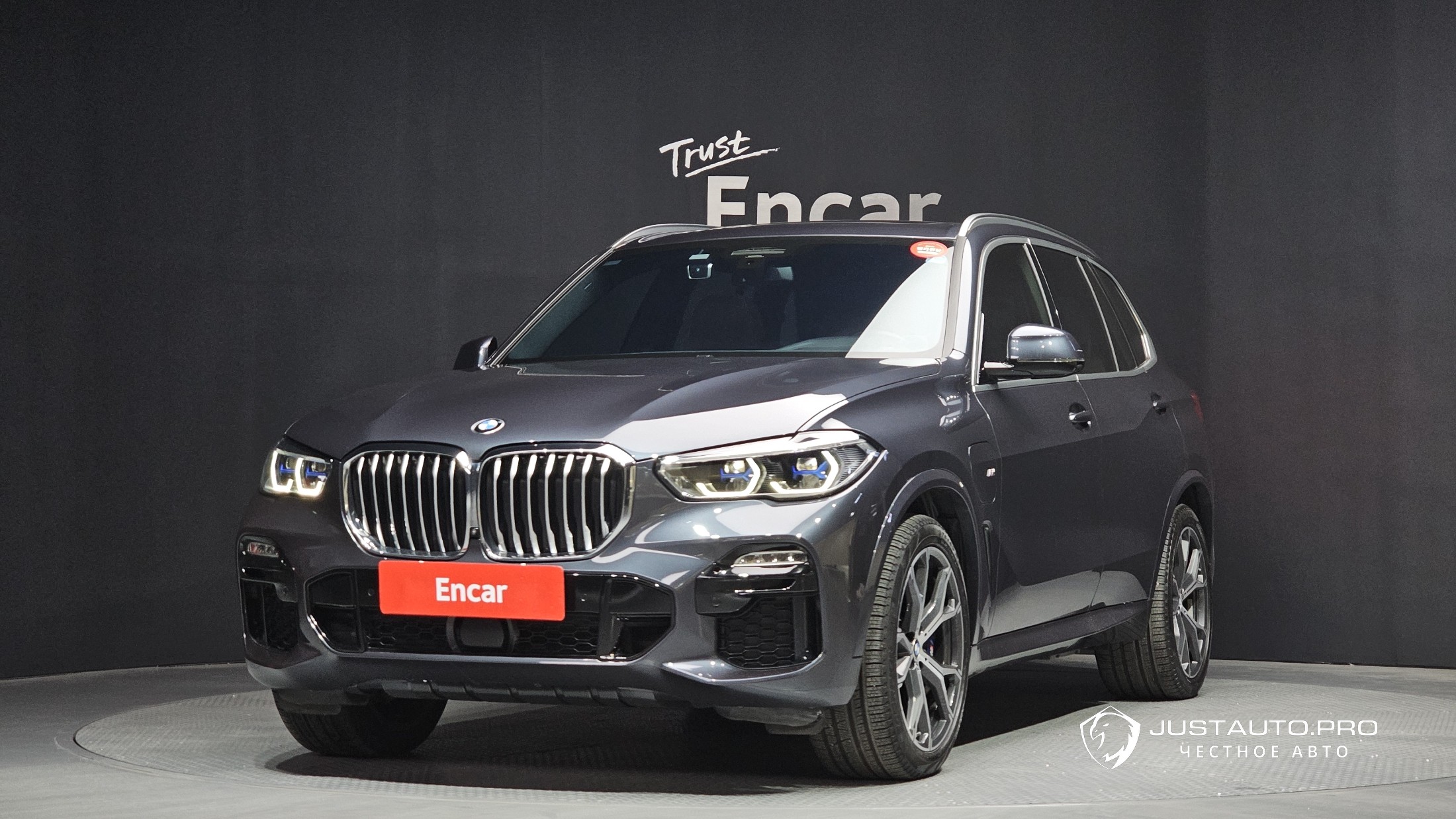 Автомобиль BMW X5