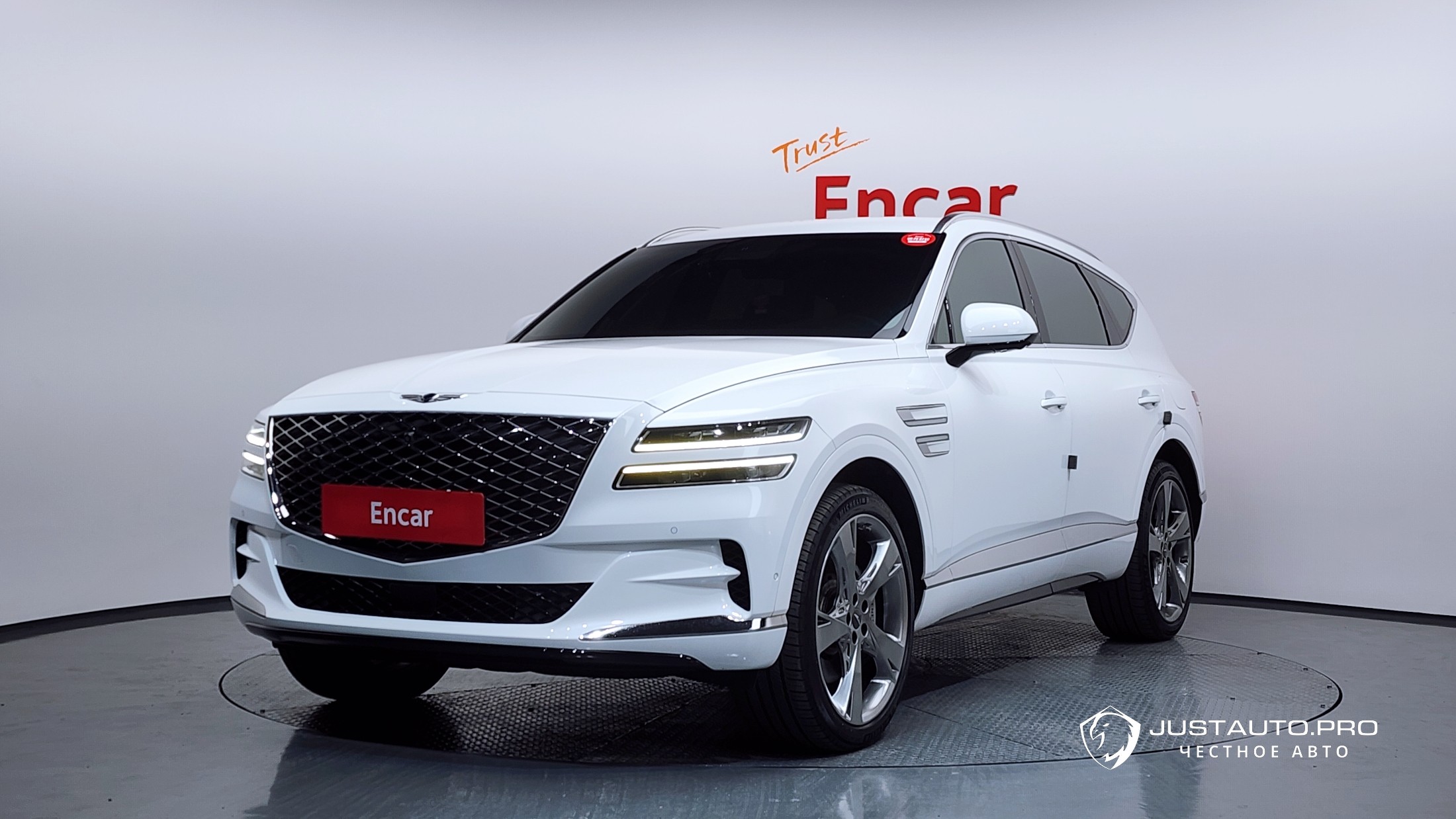 Автомобиль Genesis GV80