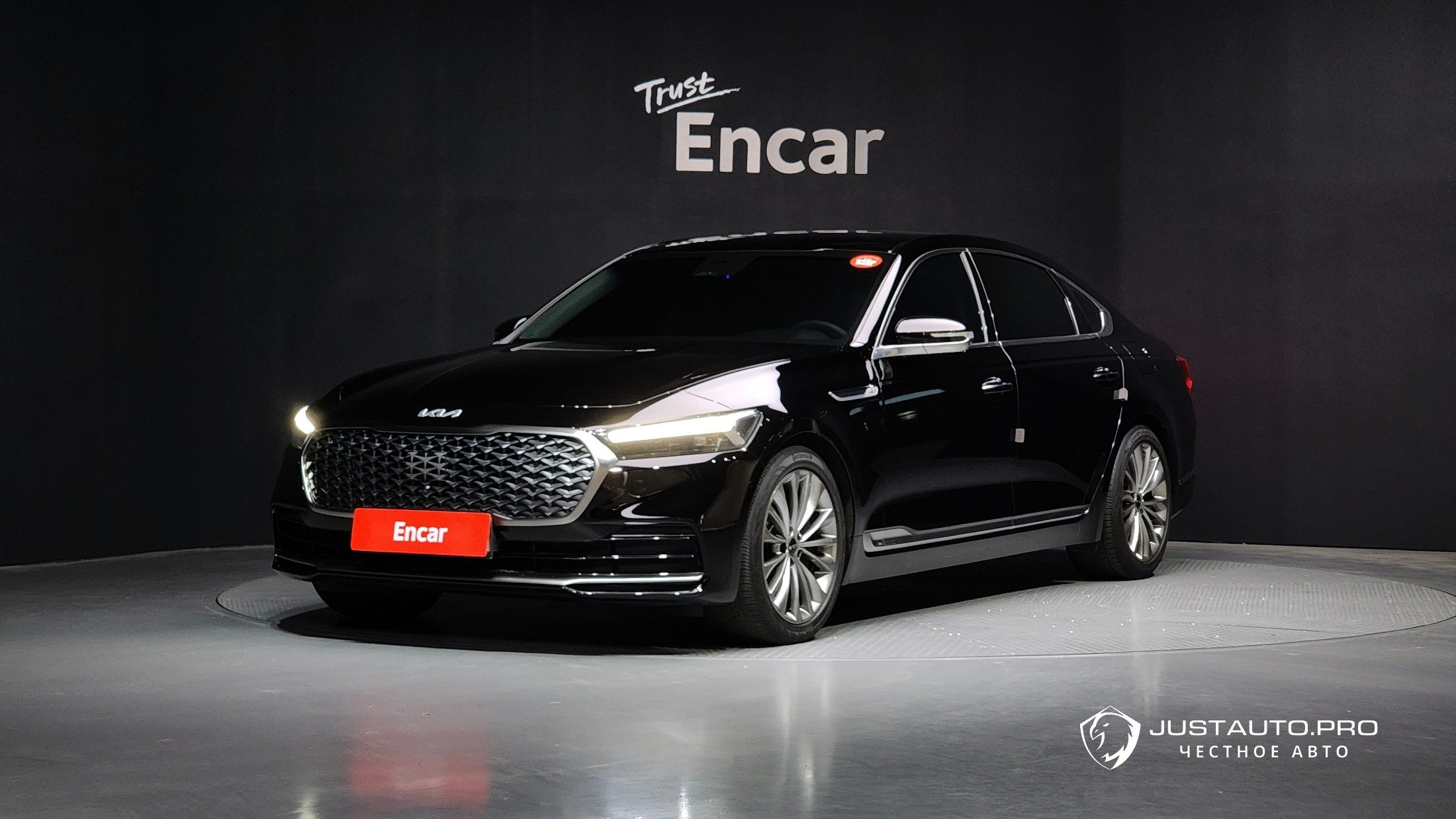 Автомобиль Kia K9