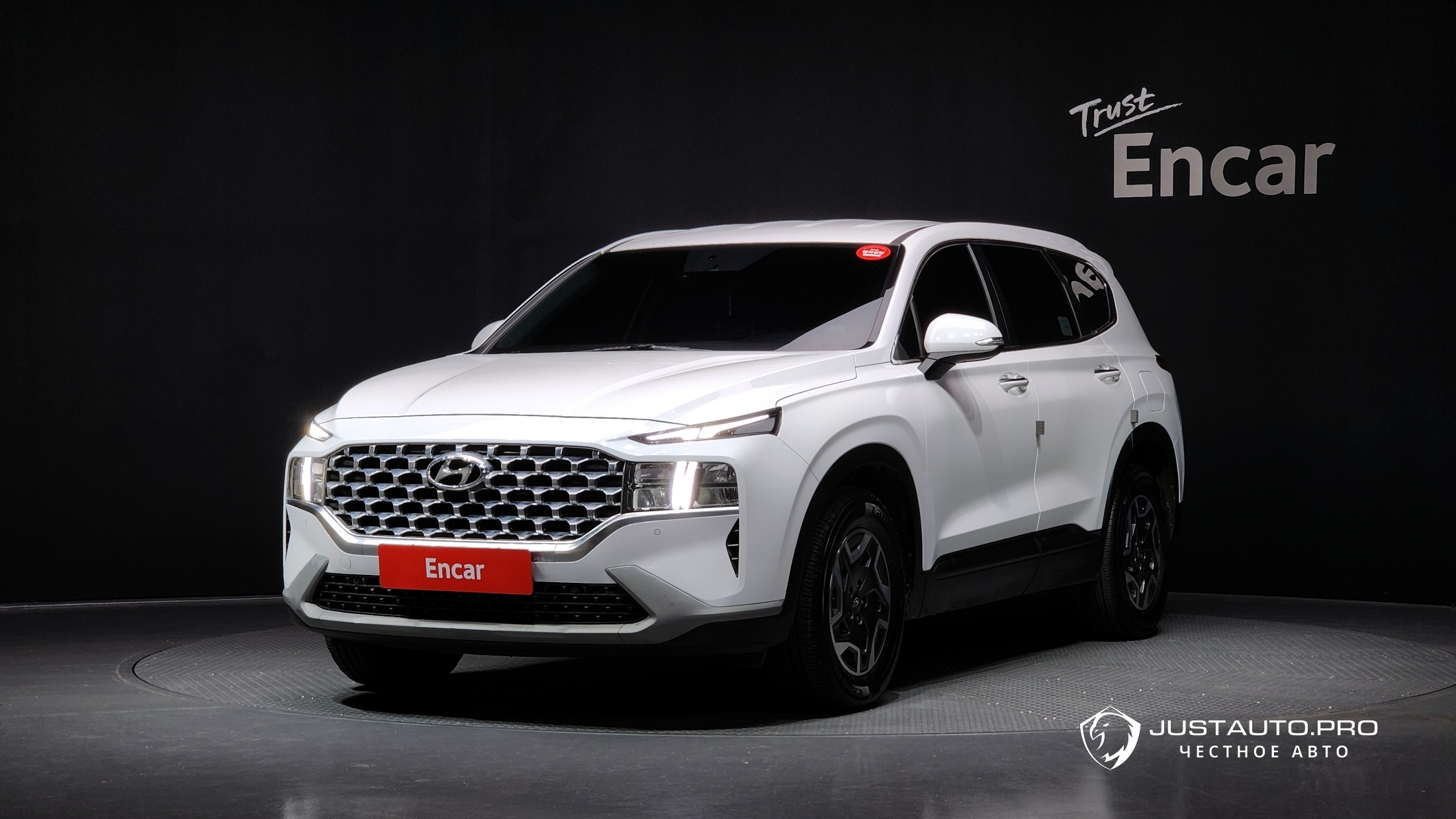 Автомобиль Hyundai Santafe