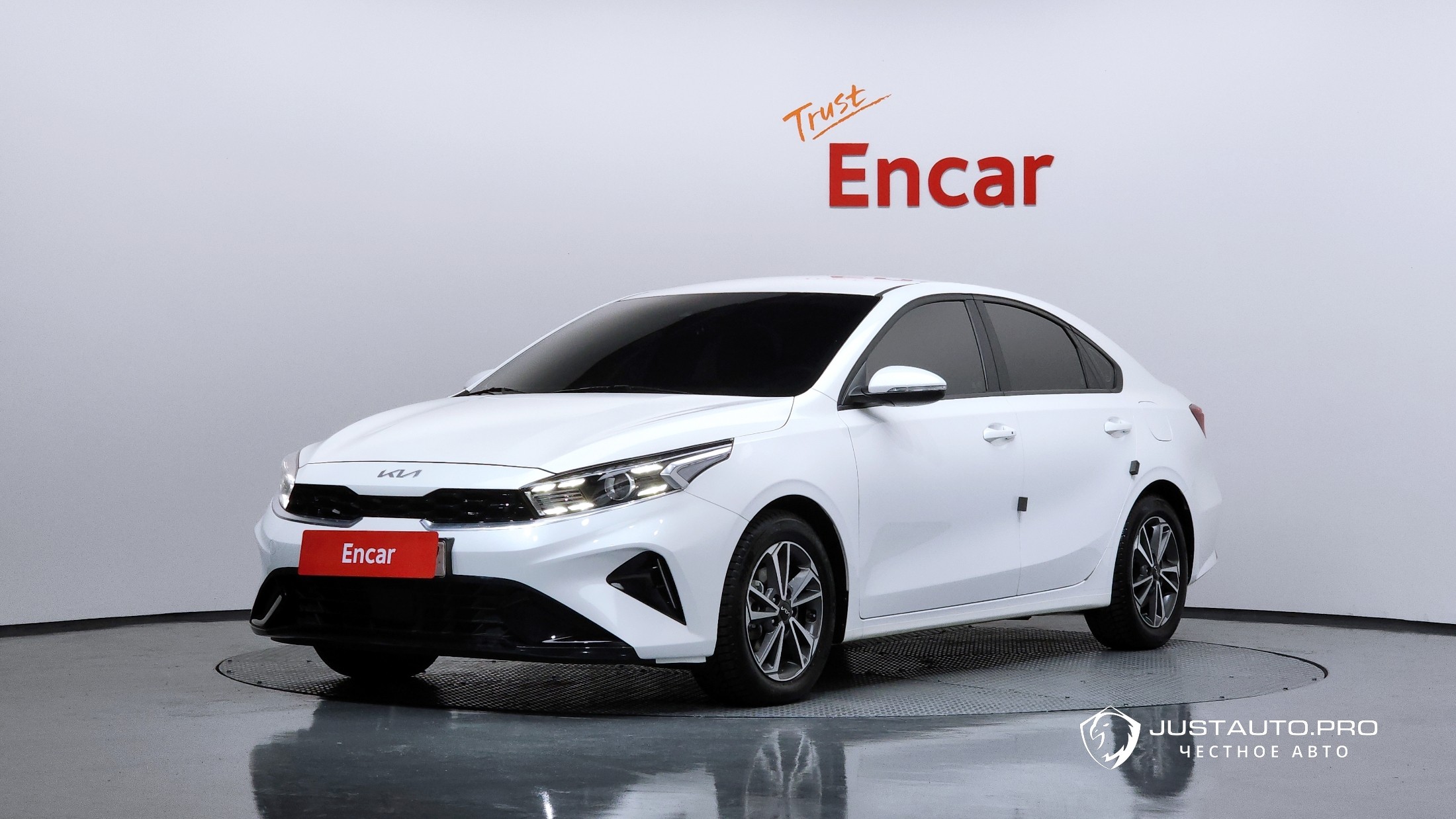 Автомобиль Kia K3