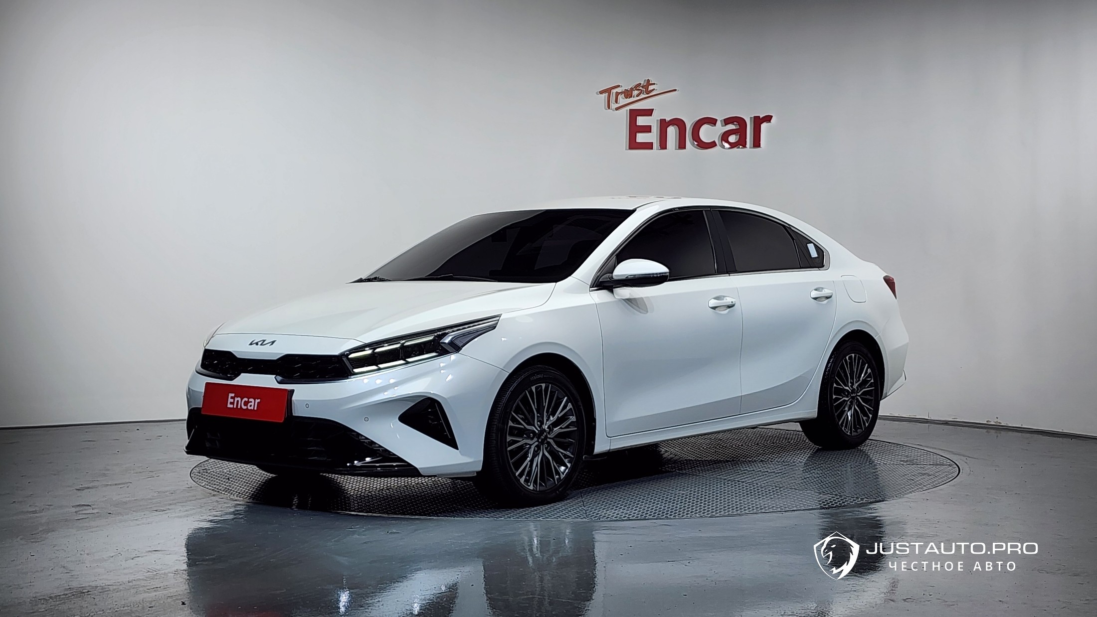 Автомобиль Kia K3