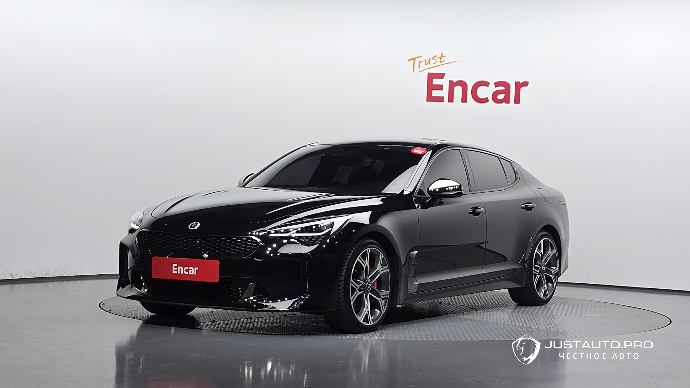 Автомобиль Kia Stinger