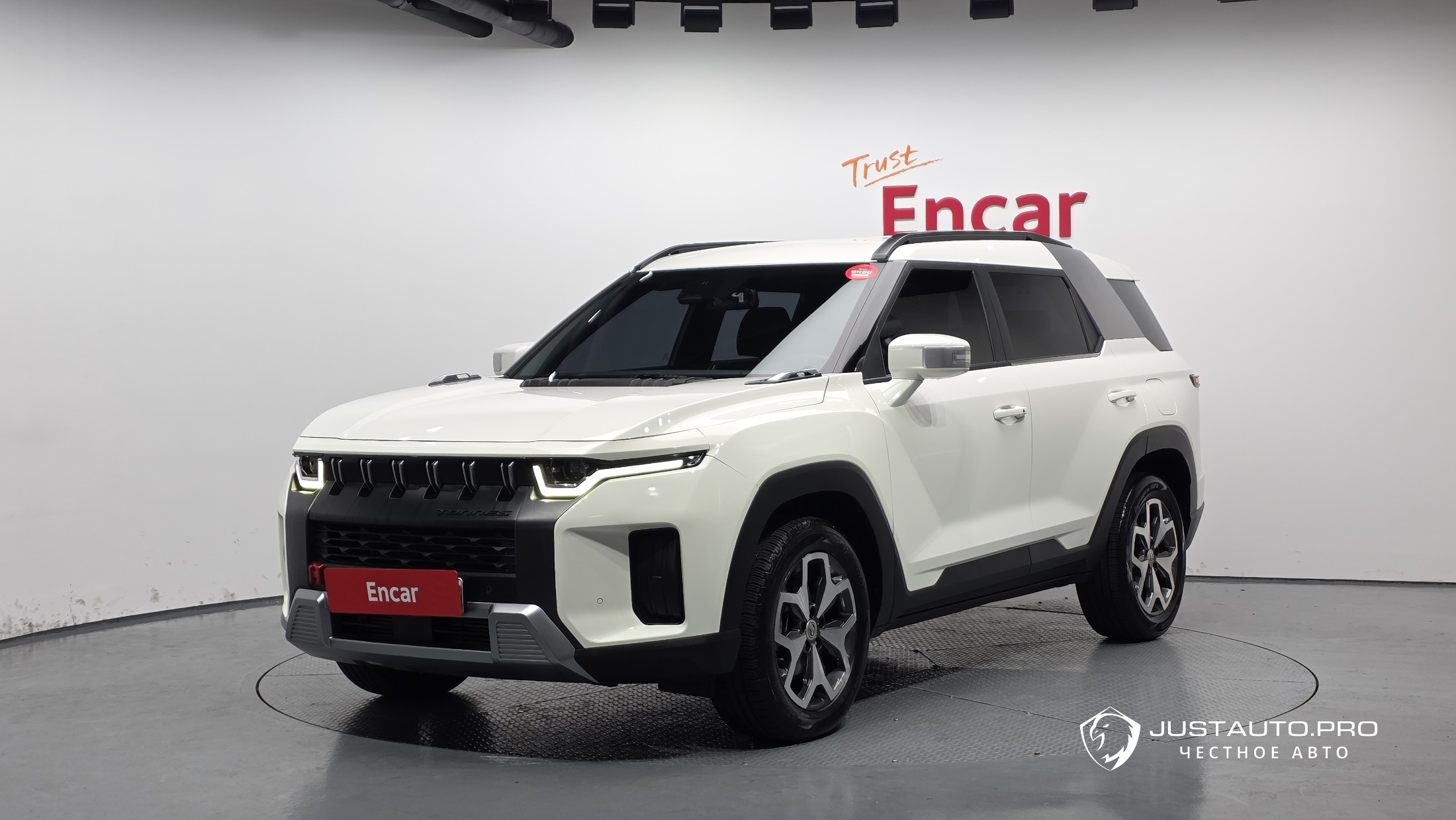 Автомобиль KG_Mobility_Ssangyong Torres