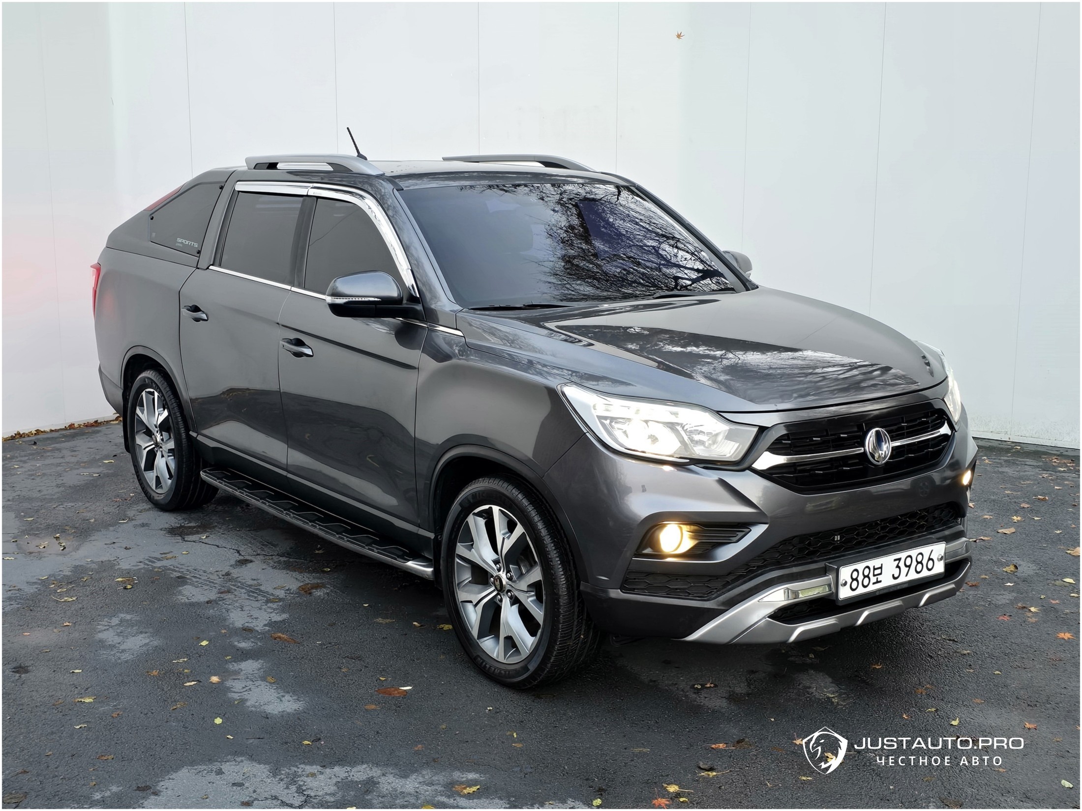 Автомобиль KG_Mobility_Ssangyong Rexton