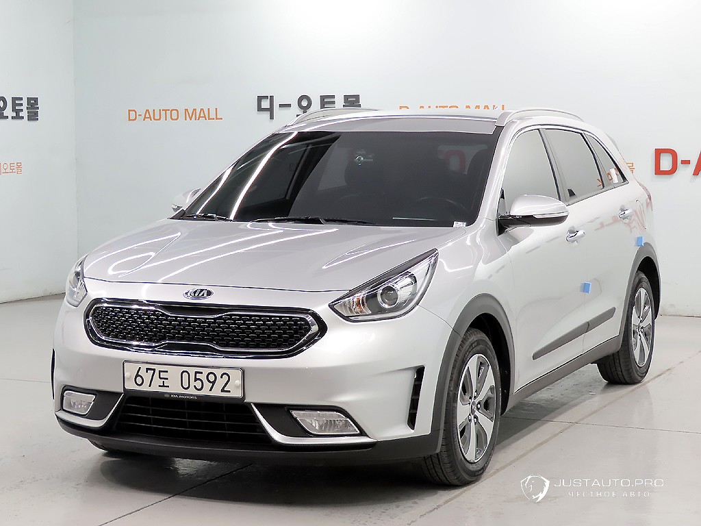Автомобиль Kia Niro